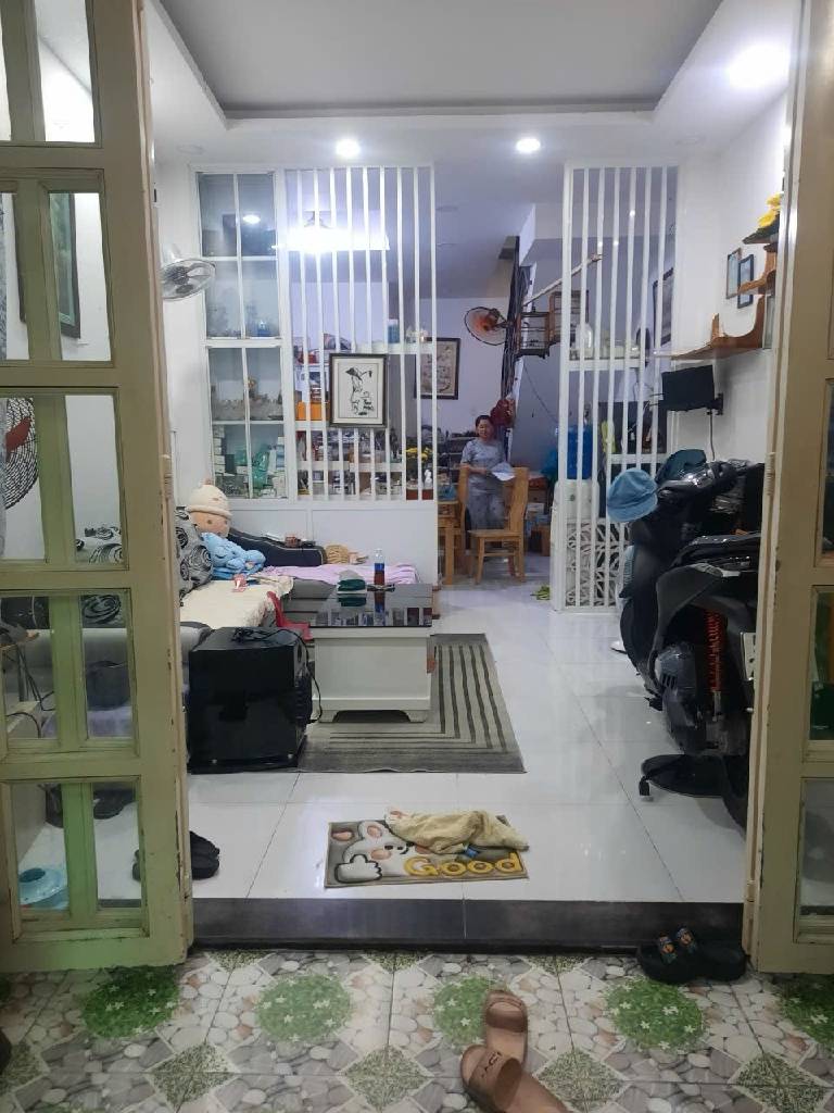 Bán nhà 2 tầng 65m2 tại Gò Vấp giá 5,5 tỷ đồng
