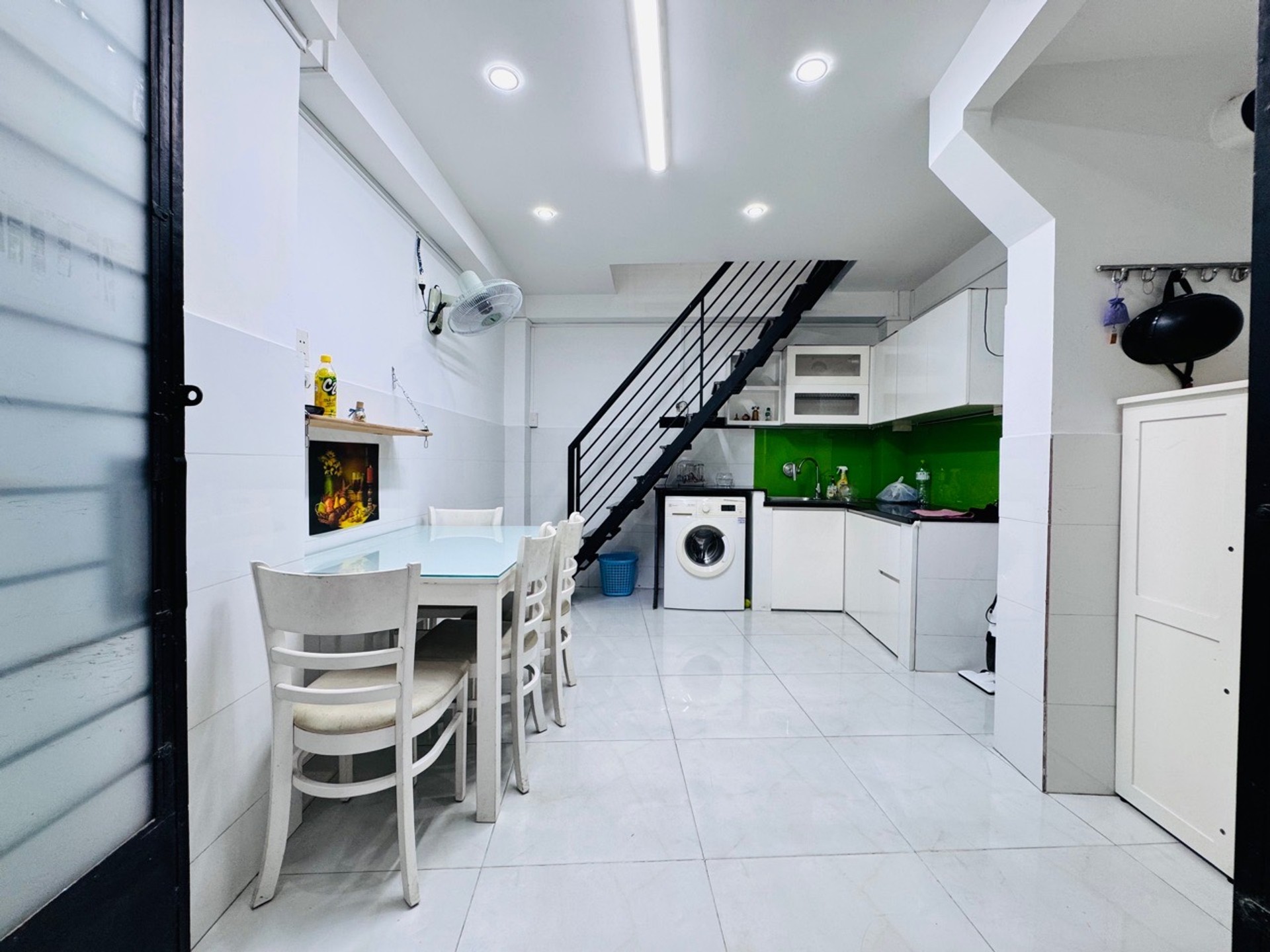 Bán nhà 3 tầng diện tích 17m2 tại Phú Nhuận, giá 4.4 tỷ