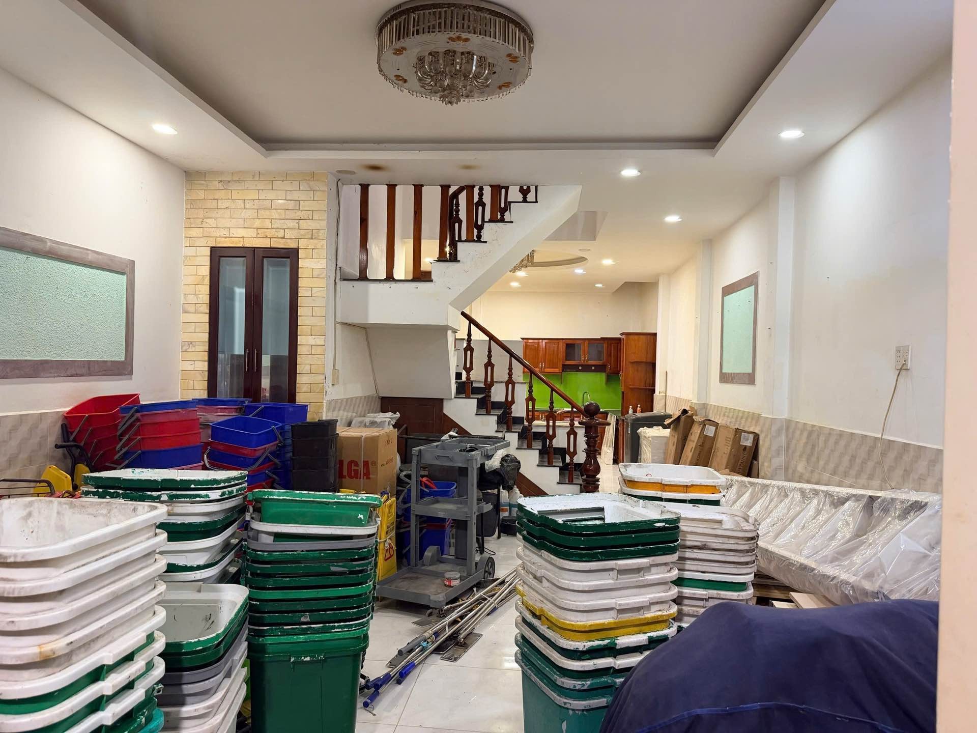 Bán nhà riêng 2 tầng 77m2 tại Phan Huy Ích, giá 6.9 tỷ đồng