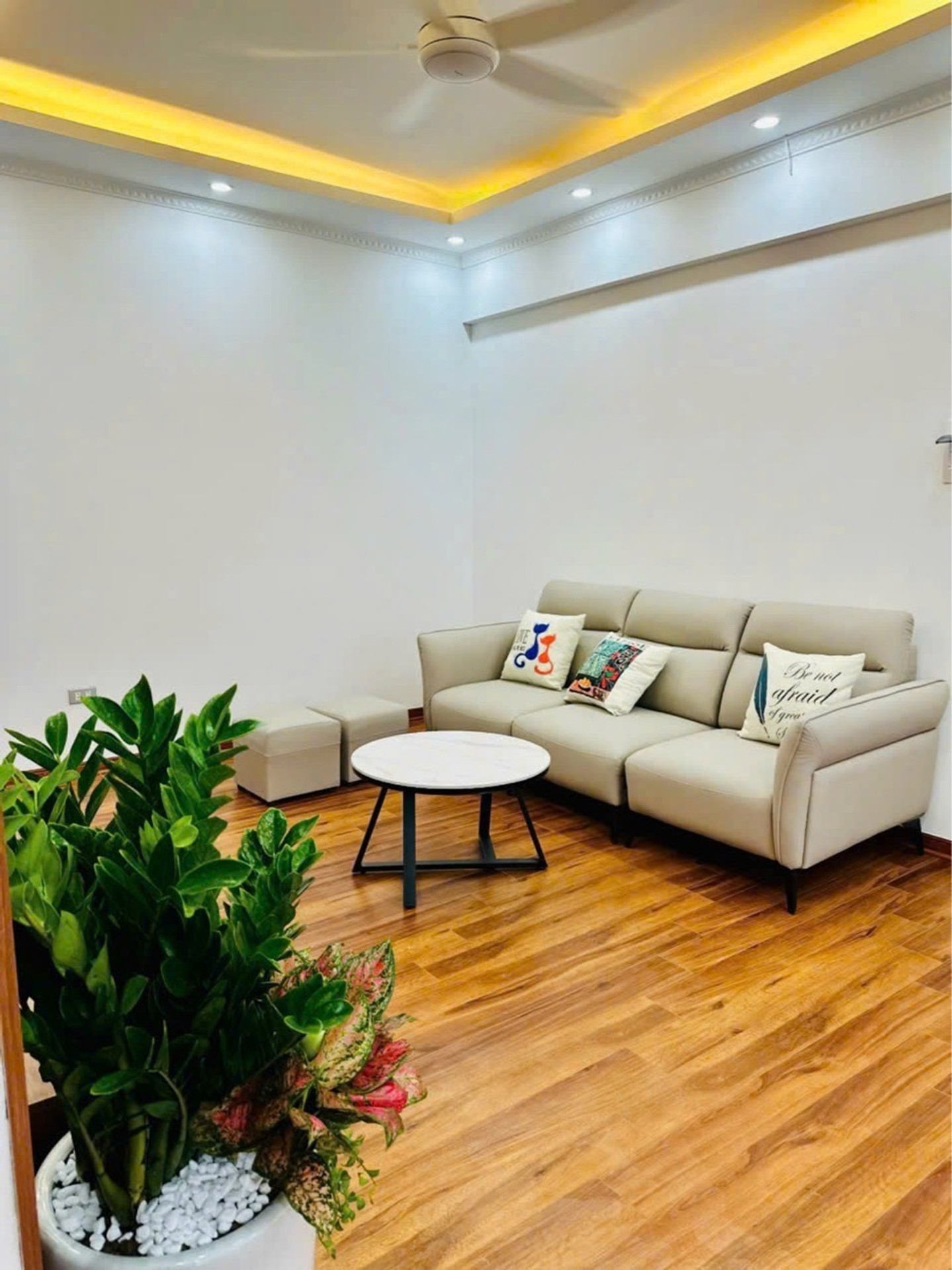 Cơ Hội Vàng Sở Hữu Căn Hộ Lô Góc Trung Tâm Cầu Giấy - Đầy Đủ Nội Thất