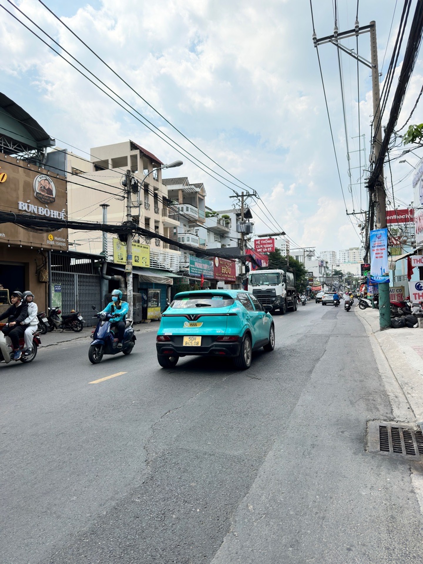 Bán nhà 2 tầng hẻm 4m đường Âu Cơ phường 10 Tân Bình