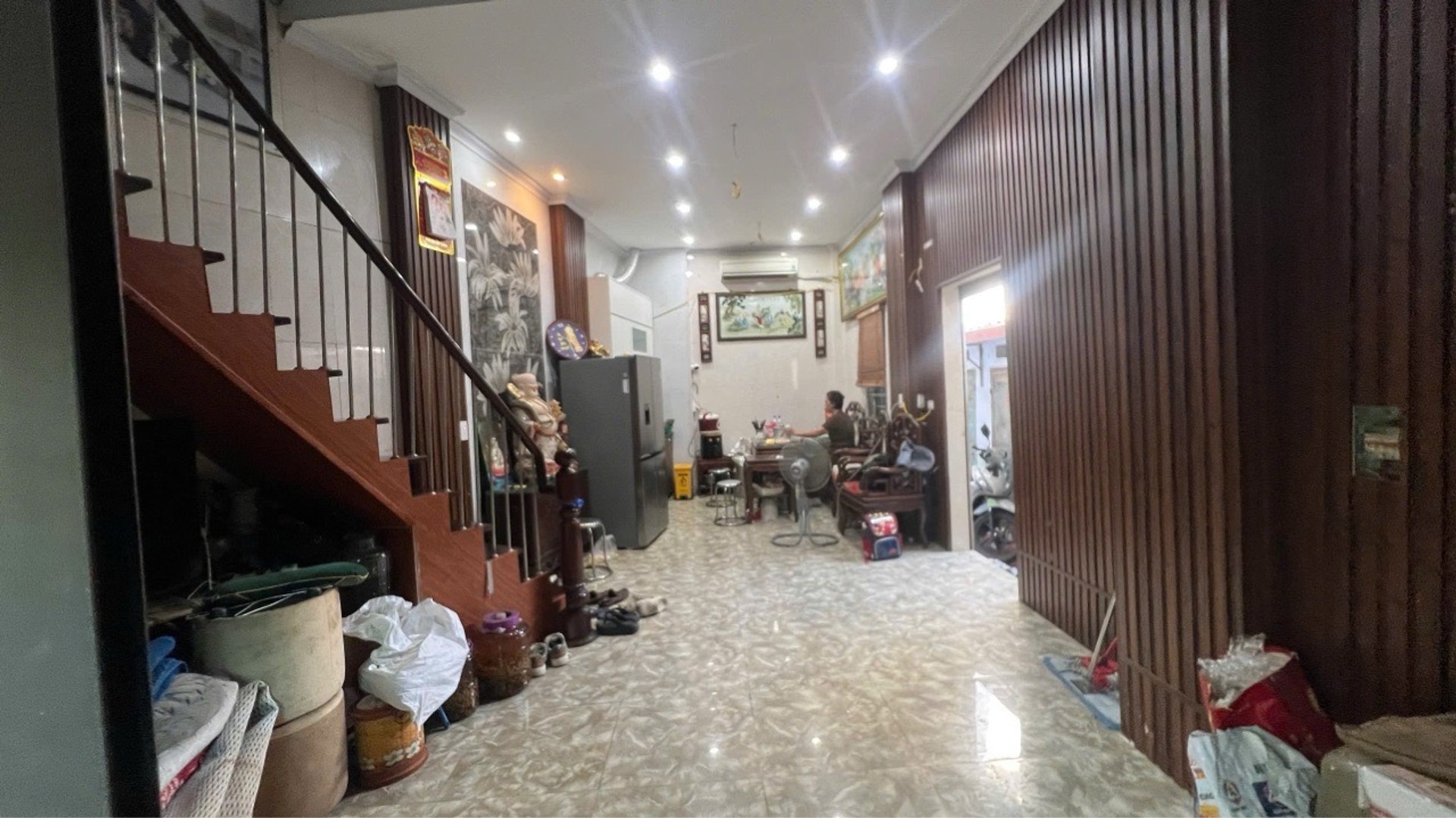 3'5Ty Nhà 3 tầng view hồ, yên tĩnh, gần phố Trương Định