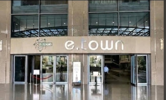TÂN BÌNH | ĐẤT HXH KẾ E.TOWN CỘNG HÒA | 54,3M² | 5,4 TỶ