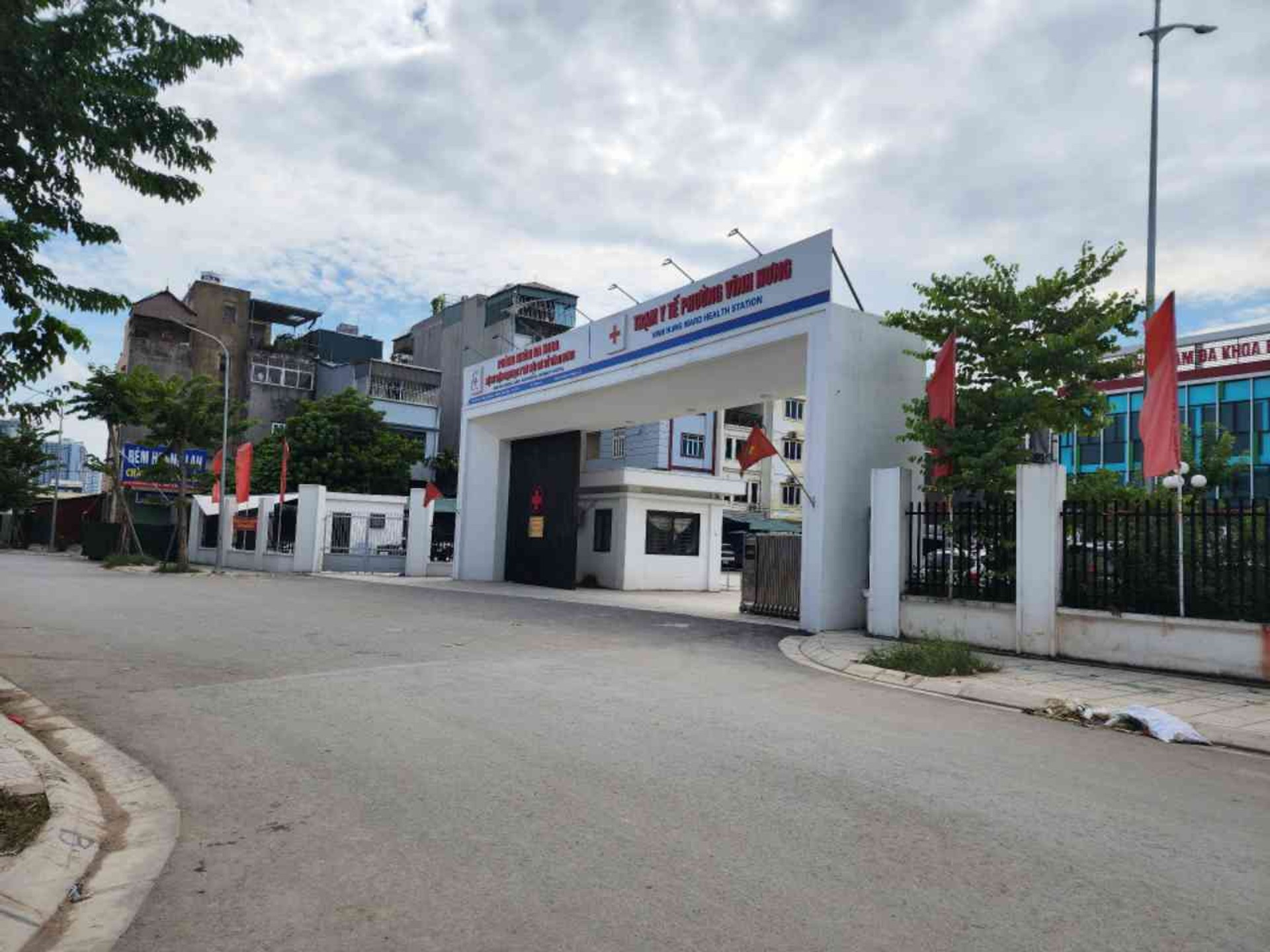Nhà lô góc 3 mặt thoáng, gần ô tô - Nam Dư giá tốt