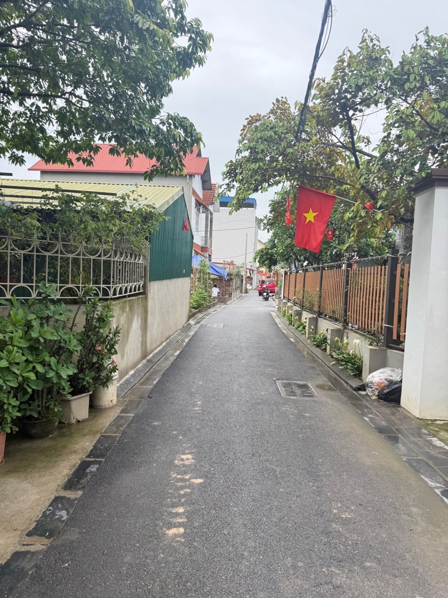 Bán đất mặt tiền rộng tại xã Bắc Hồng, khu dân cư đông, pháp lý rõ ràng