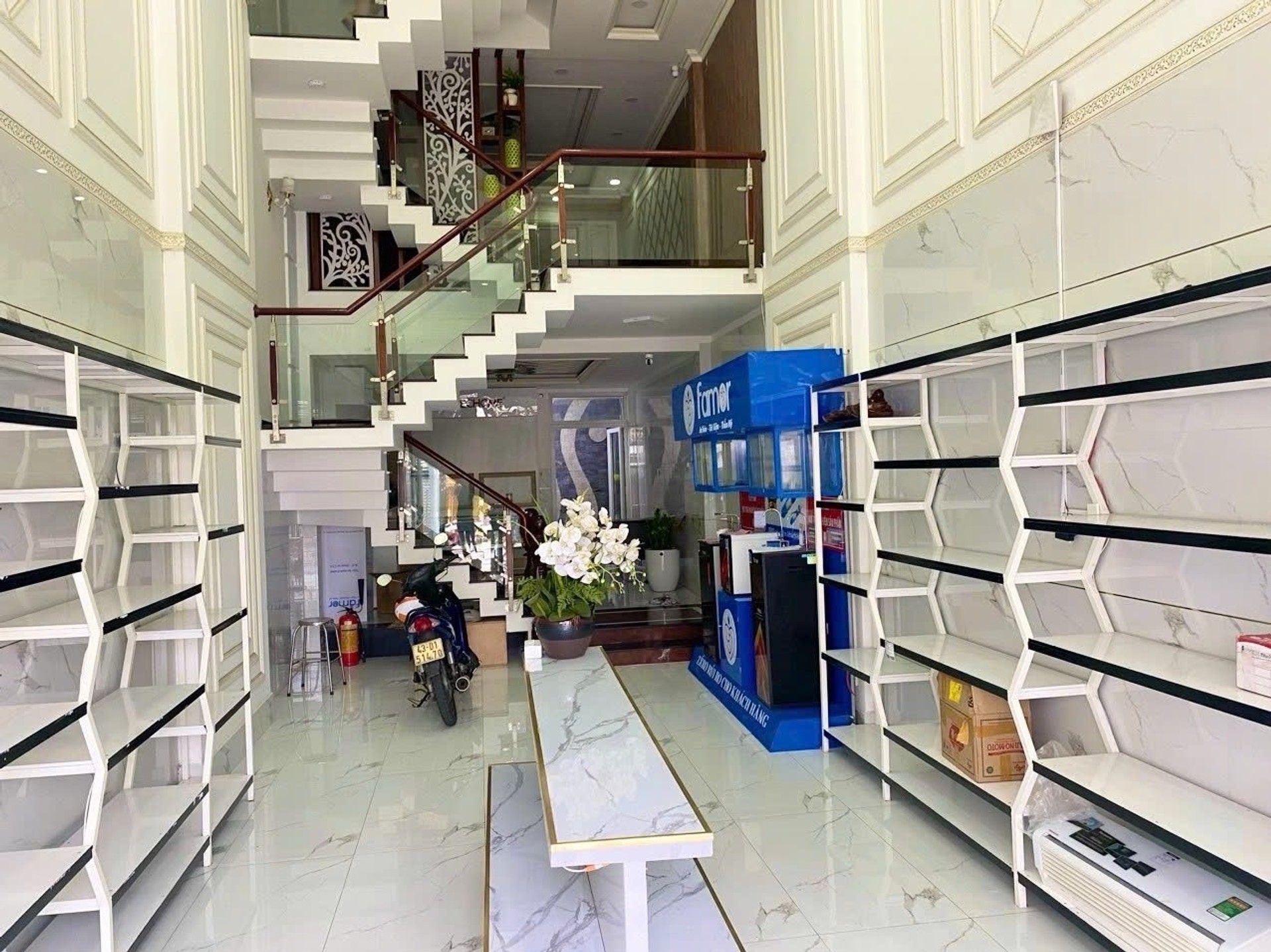 Nhà mặt phố 5 tầng kinh doanh sầm uất tại Bình Tân, diện tích 80.9 m²