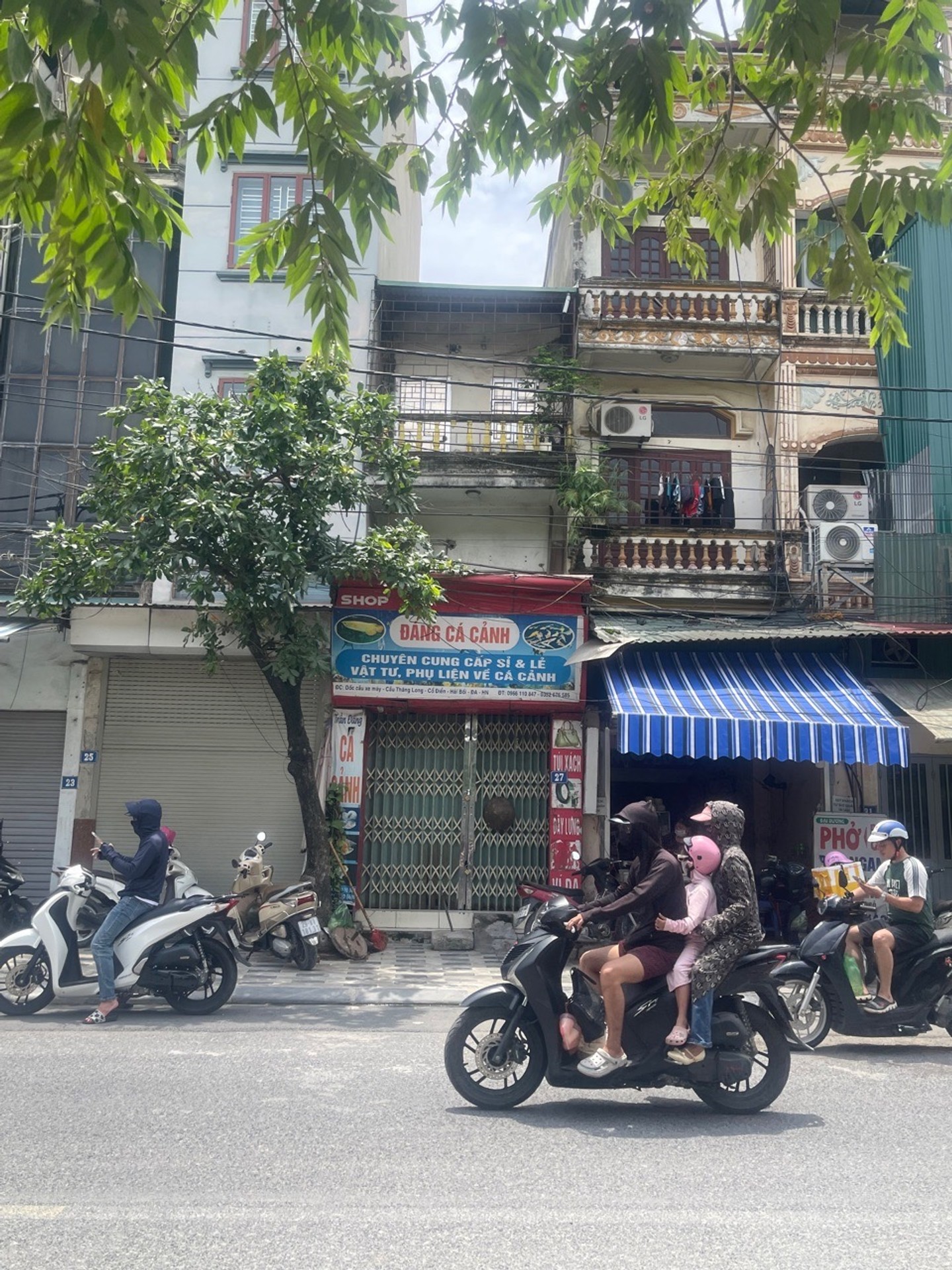 Nhà mặt phố sầm uất, giá sốc giảm 700tr tại Hải Bối