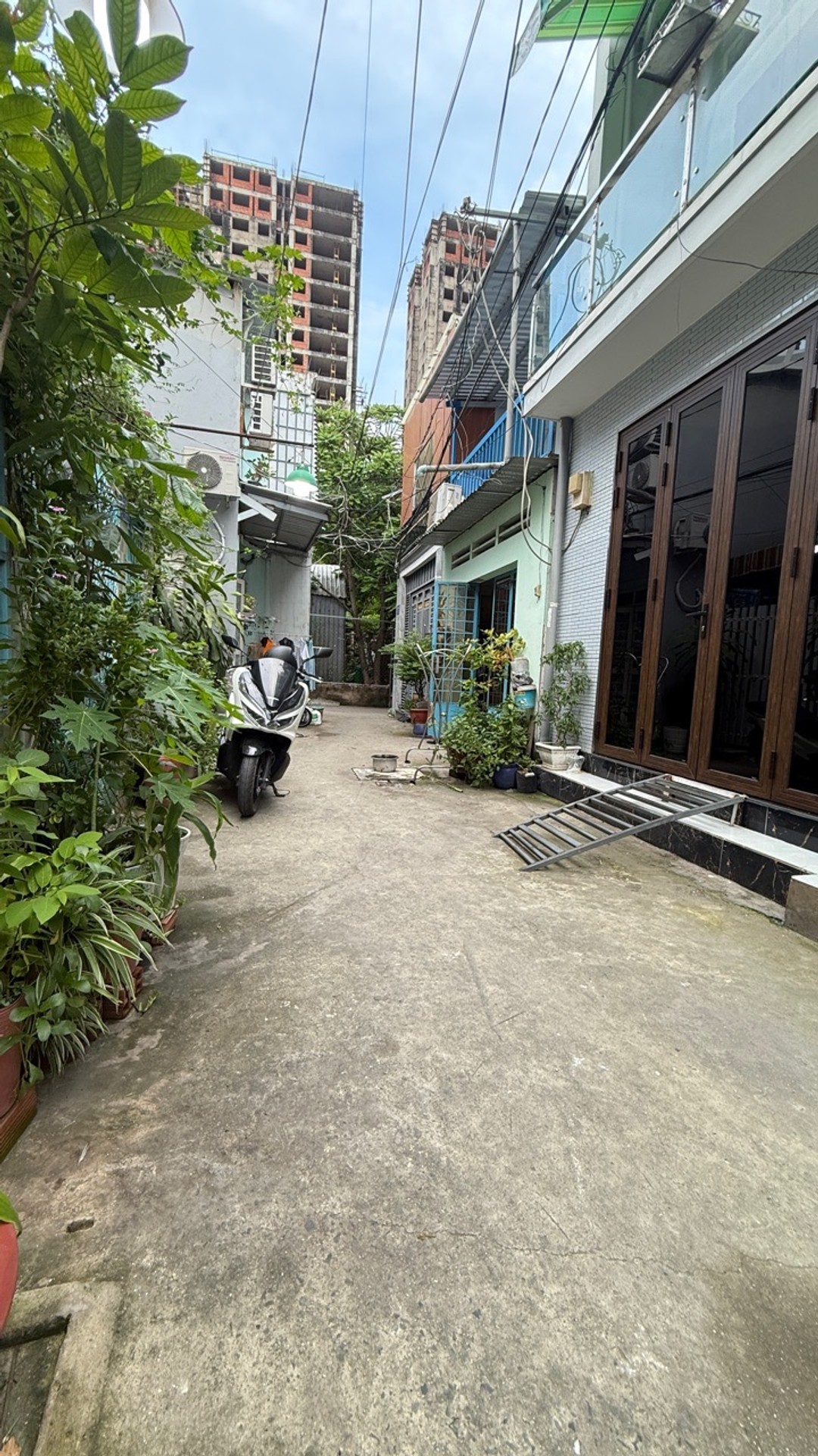 NHÀ 2 TẦNG - HẺM THOÁNG - 4 TỶ 7 (NÓI CHUYỆN VỚI CHỦ)