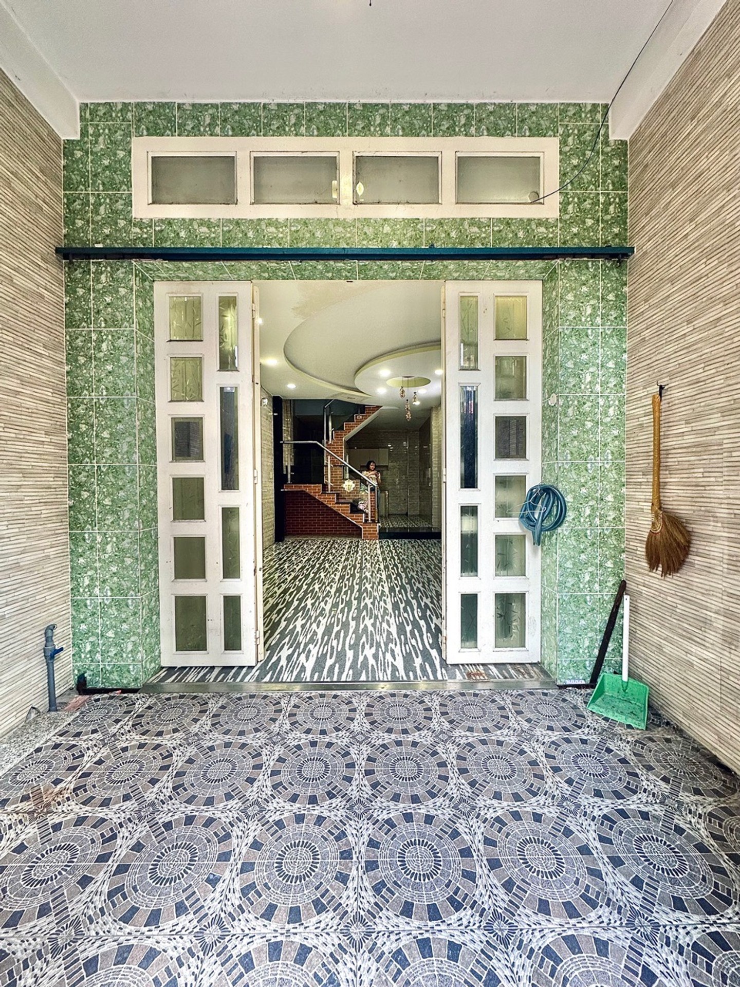 Bán nhà 2 tầng 60m2 hẻm 5m-âu cơ- Tân Phú