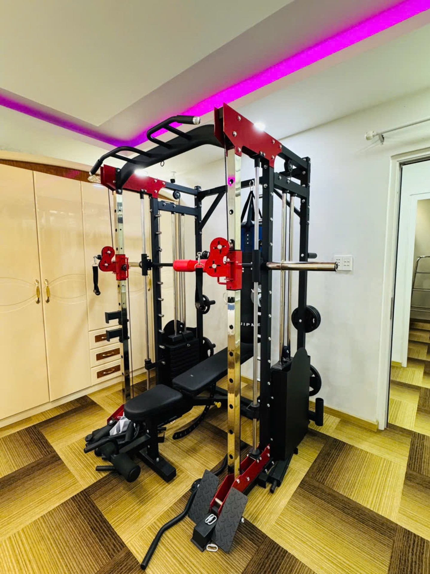 Nhà 3 tầng 46m2 Tân Bình full nội thất, gần hẻm xe tải