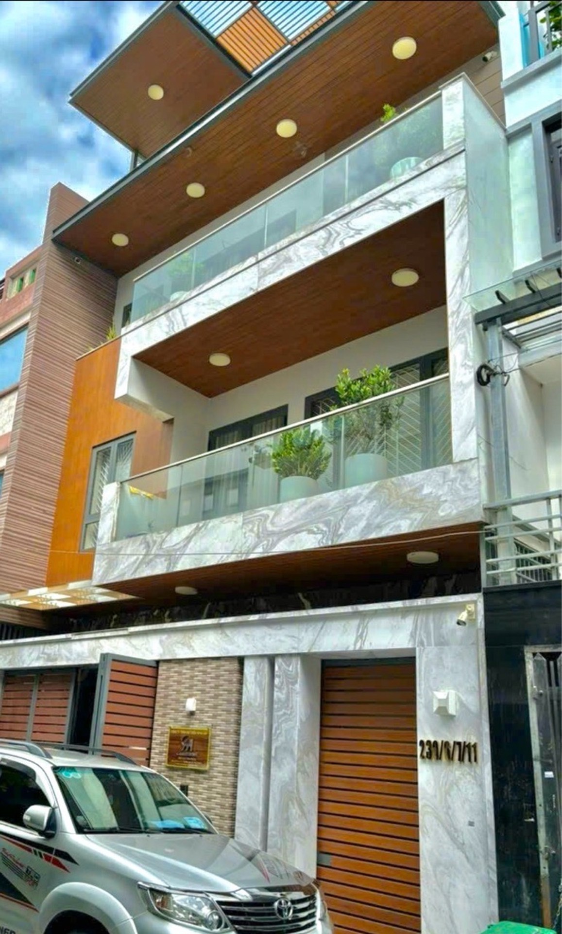 Bán nhà riêng 4 tầng 105m2 tại Bình Tân, mặt tiền rộng, pháp lý đầy đủ