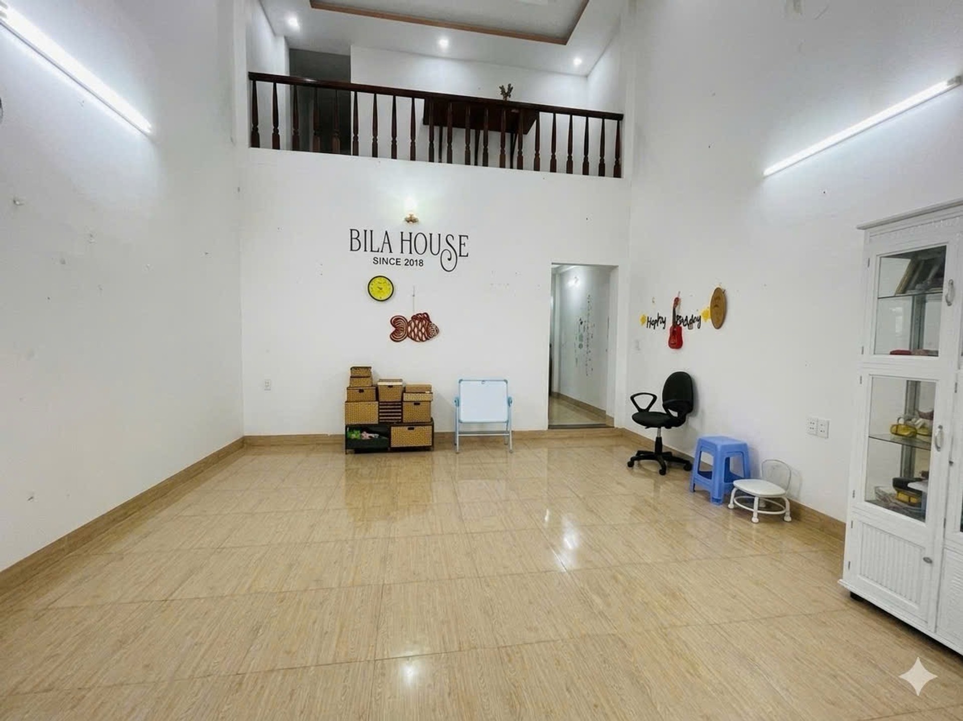 Nhà Giá Tốt – 2 Tầng –100M² – Ngang 5M – Sát Phạm Văn Đồng & Vành Đai 2 - Hẻm Xe Hơi - Chỉ 6.3 t.ỷ