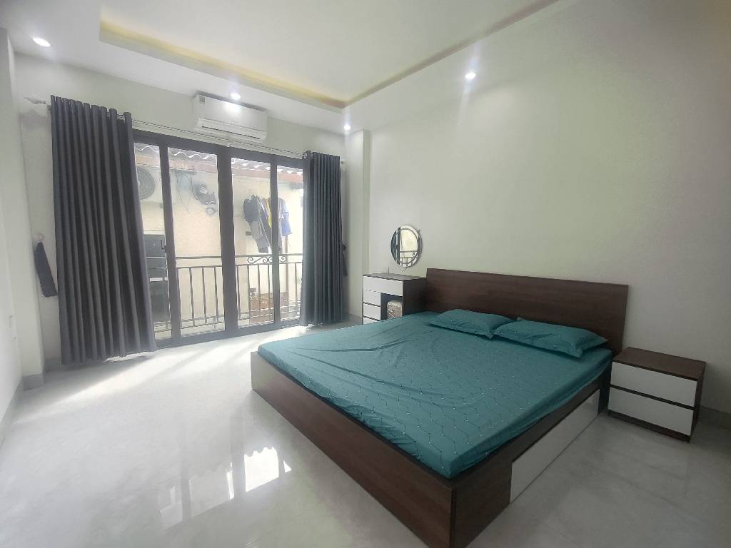 ( 6 tỷ) Thang máy 6 tầng xây mới kính koong