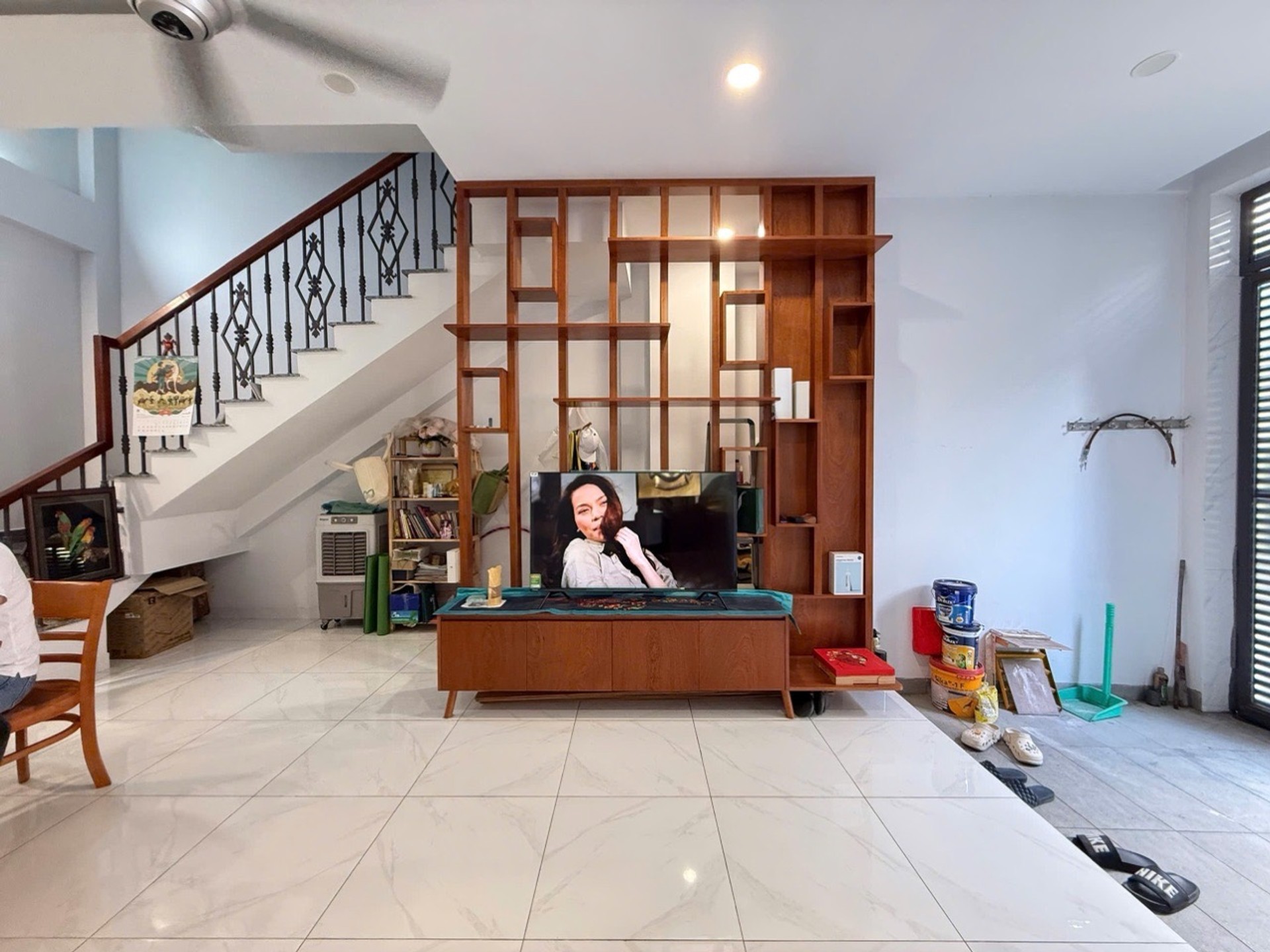 Nhà Lý Thường Kiệt, gọn gàng và riêng tư, 41m2, 3 tầng, 7,9 tỷ.