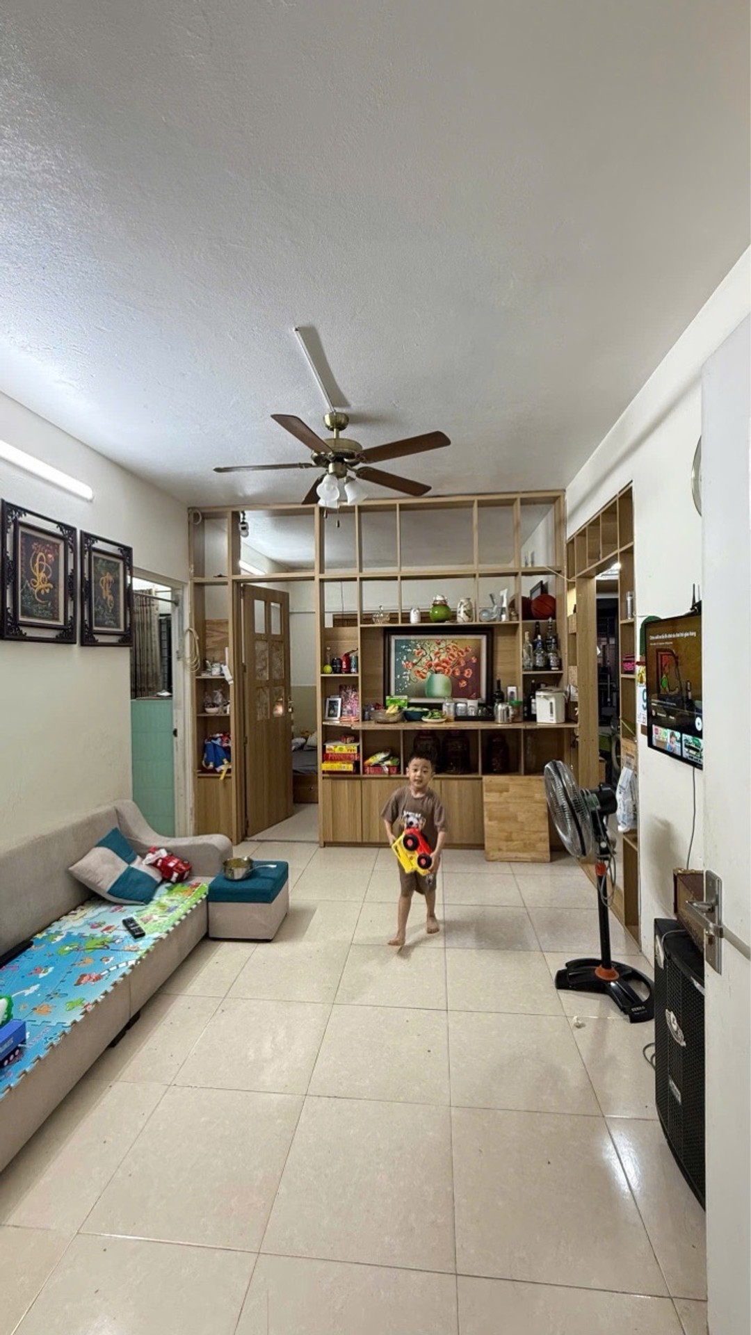 Bán căn hộ 2 phòng ngủ khu đô thị Đặng Xá, Gia Lâm, diện tích 49.6 m2, giá 2.35 tỷ