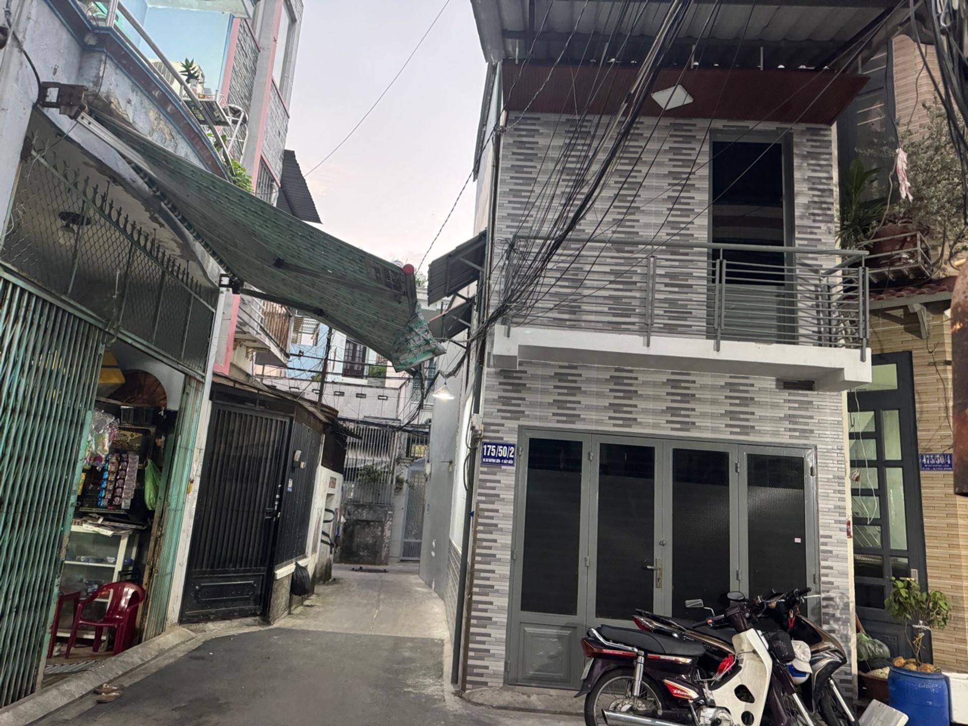 Bán nhà 2 tầng phường Bảy Hiền, xe hơi đậu cửa, giá 2.95 tỷ