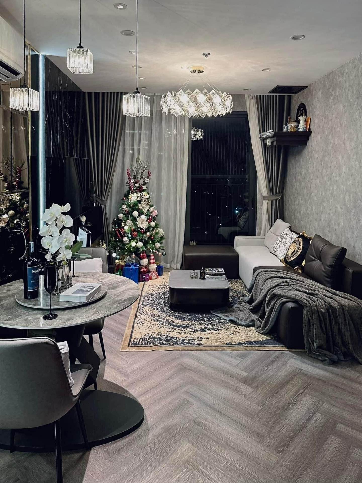 Bán căn hộ cao cấp 2 phòng ngủ, diện tích 55m², view pháo hoa Mỹ Đình, giá ưu đãi