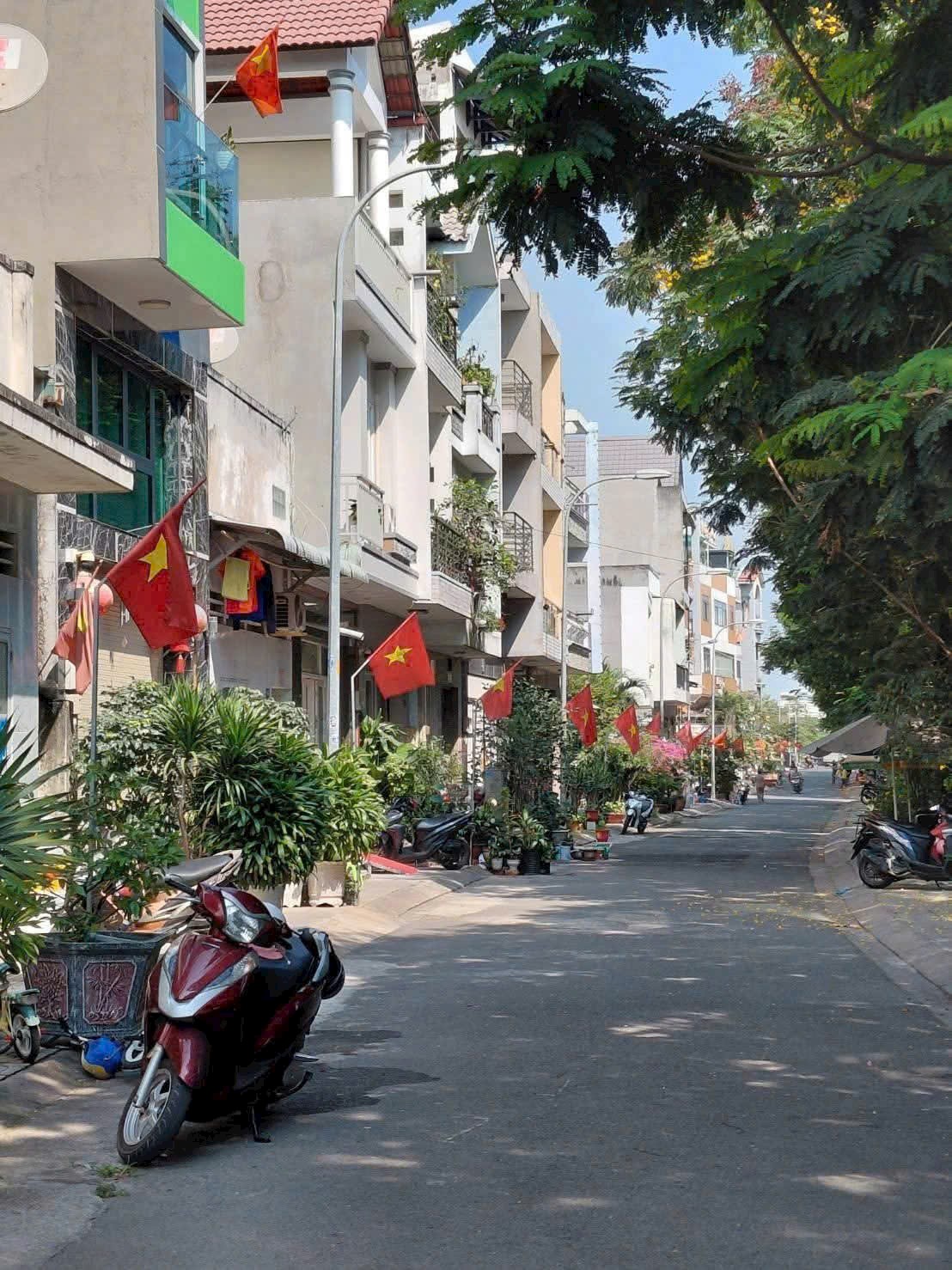 🔥🔥 SIÊU PHẨM BỊ NGỘP❗️NHÀ 4 TẦNG KDC ÊM ĐỀM. P.LINH XUÂN, THỦ ĐỨC- DIỆN TÍCH 119M2- SHR- GIÁ 8 TỶ