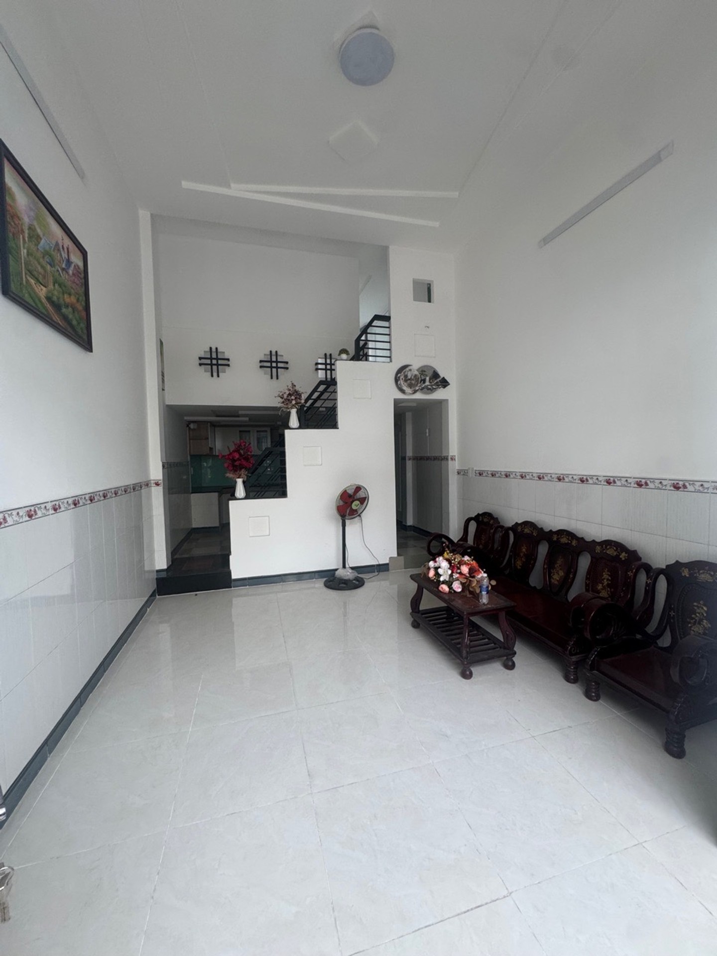 Nhà 2 tầng 49m2 đường 5m, gần trường mầm non Tân Tạo, giá 3.8 tỷ
