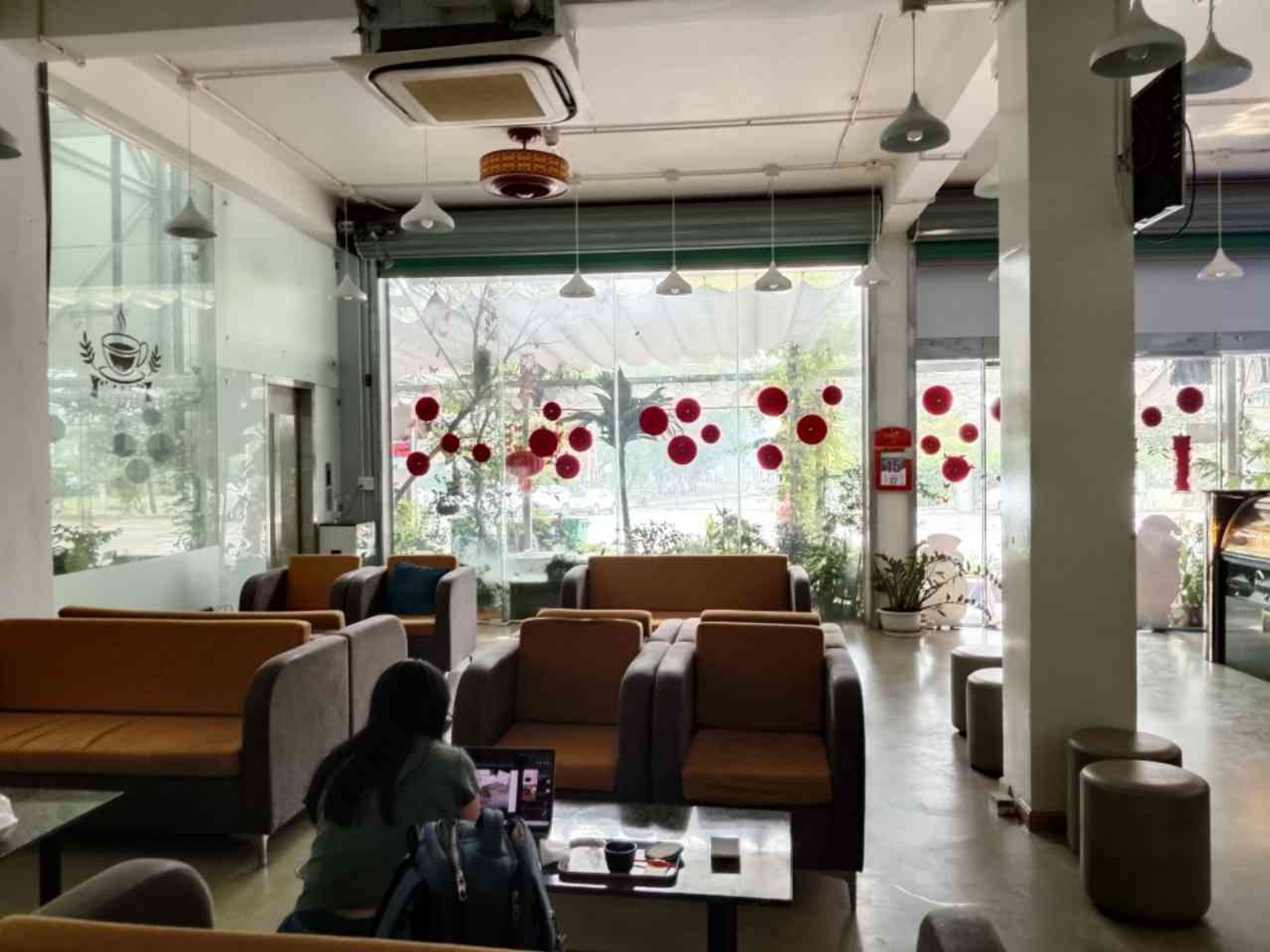 Bán nhà mặt phố 6 tầng tại phường Đông Hòa, Dĩ An, diện tích 481m2, giá 75 tỷ