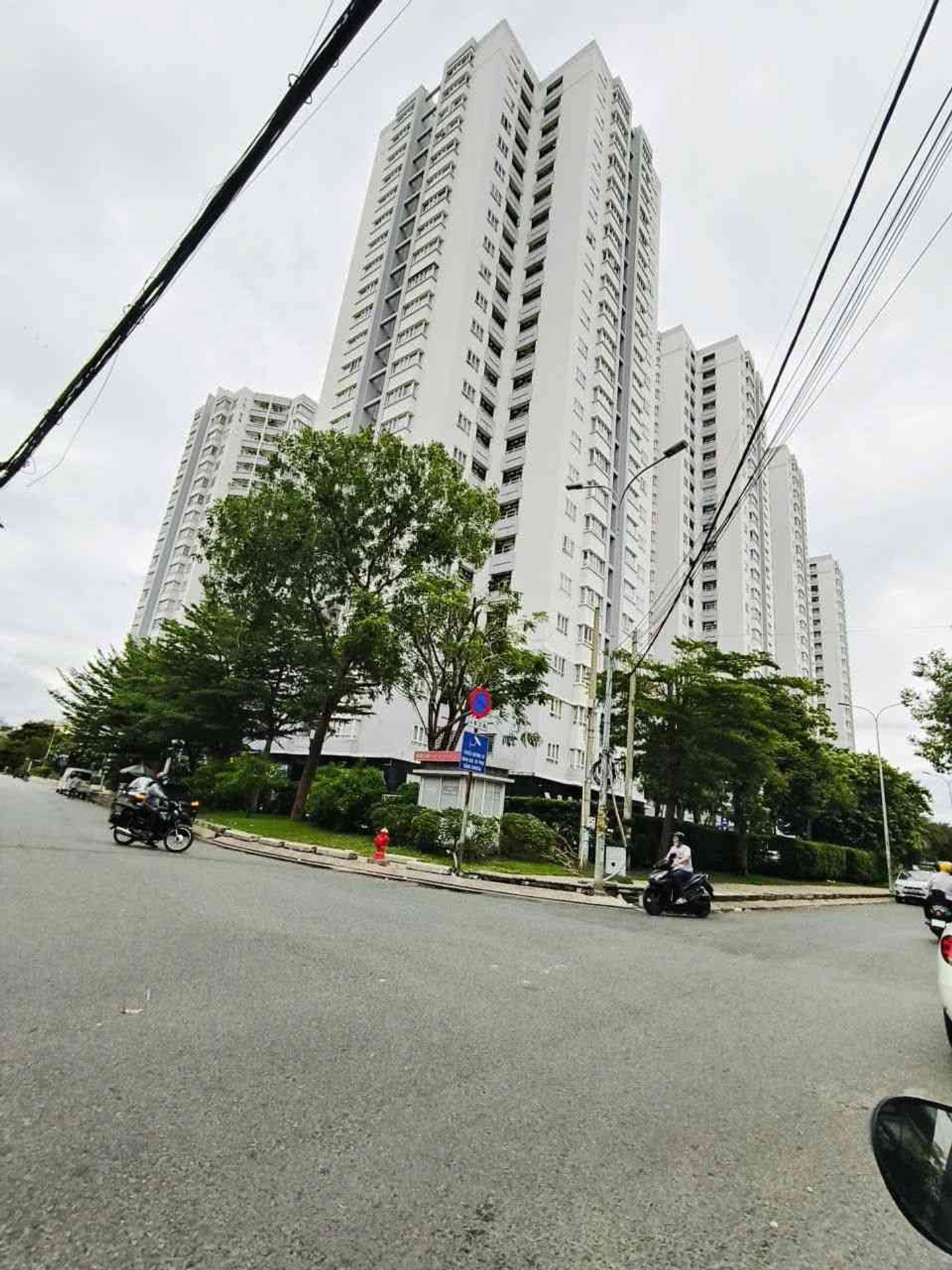 Nhà 5 tầng rộng 205m2, 22 phòng cho thuê tại Quận 6