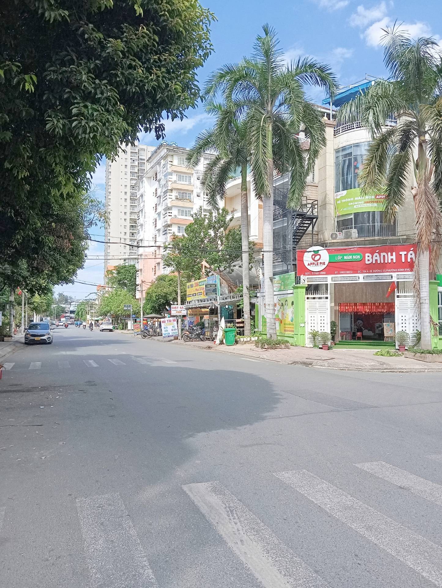 Nhà 2 tầng 5 phòng ngủ hướng Nam diện tích 52.5m2 tại Bình Phú