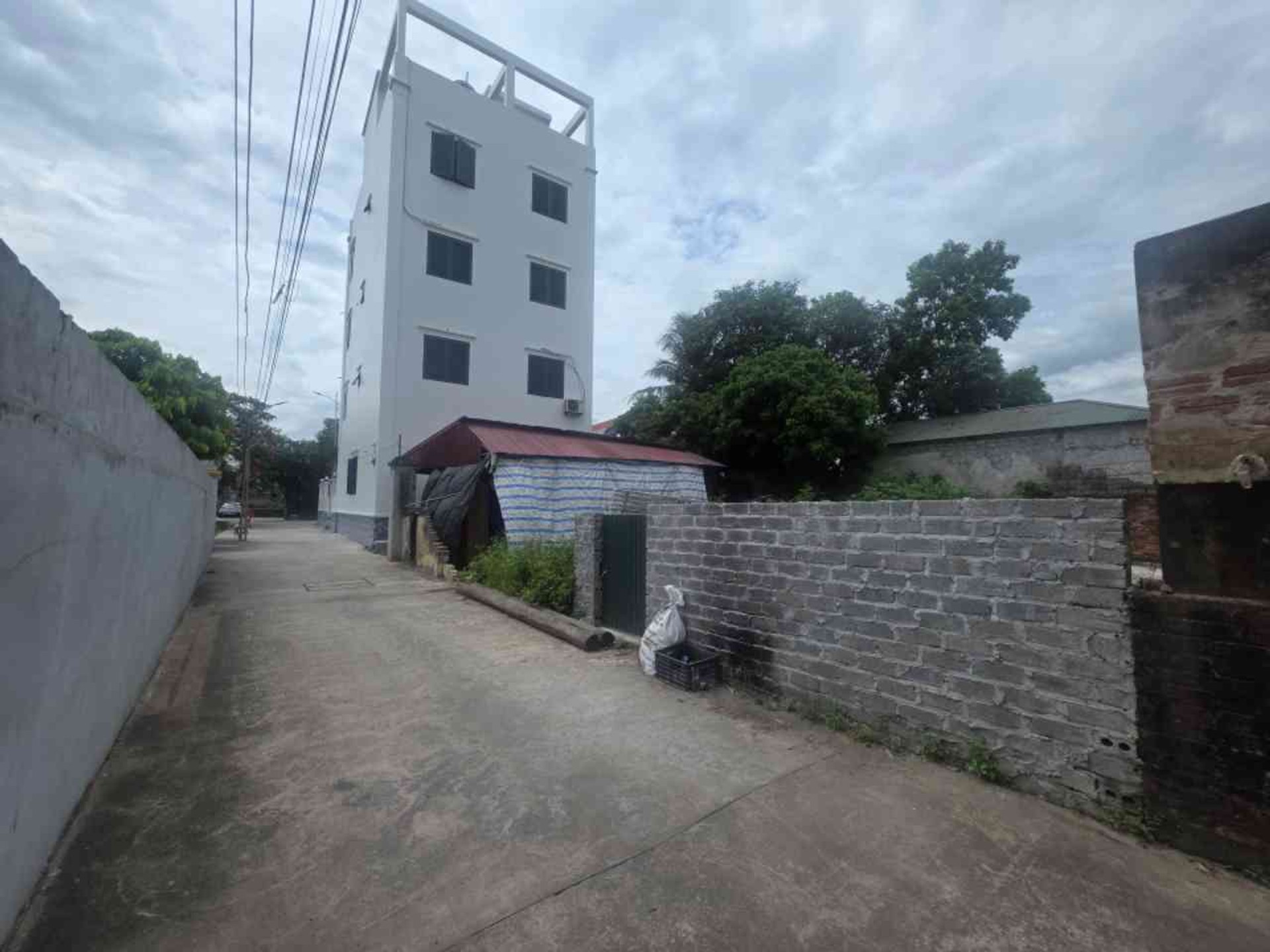 Bán đất Kim Ngưu Văn Giang giáp Đại Học Bách Khoa 70m2 mặt tiền 5m ô tô tránh dừng đổ