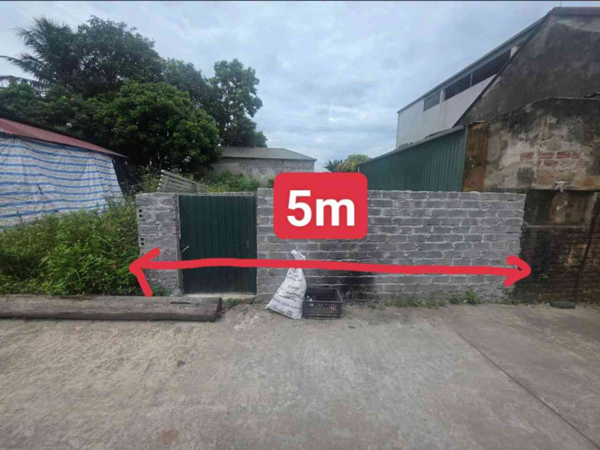 Bán Đất Cạnh Trường ĐH Bách Khoa 2
70m2 Tân Tiến - Văn Giang
MT 5 m - Ngõ ô tô tránh - 4.1 tỷ