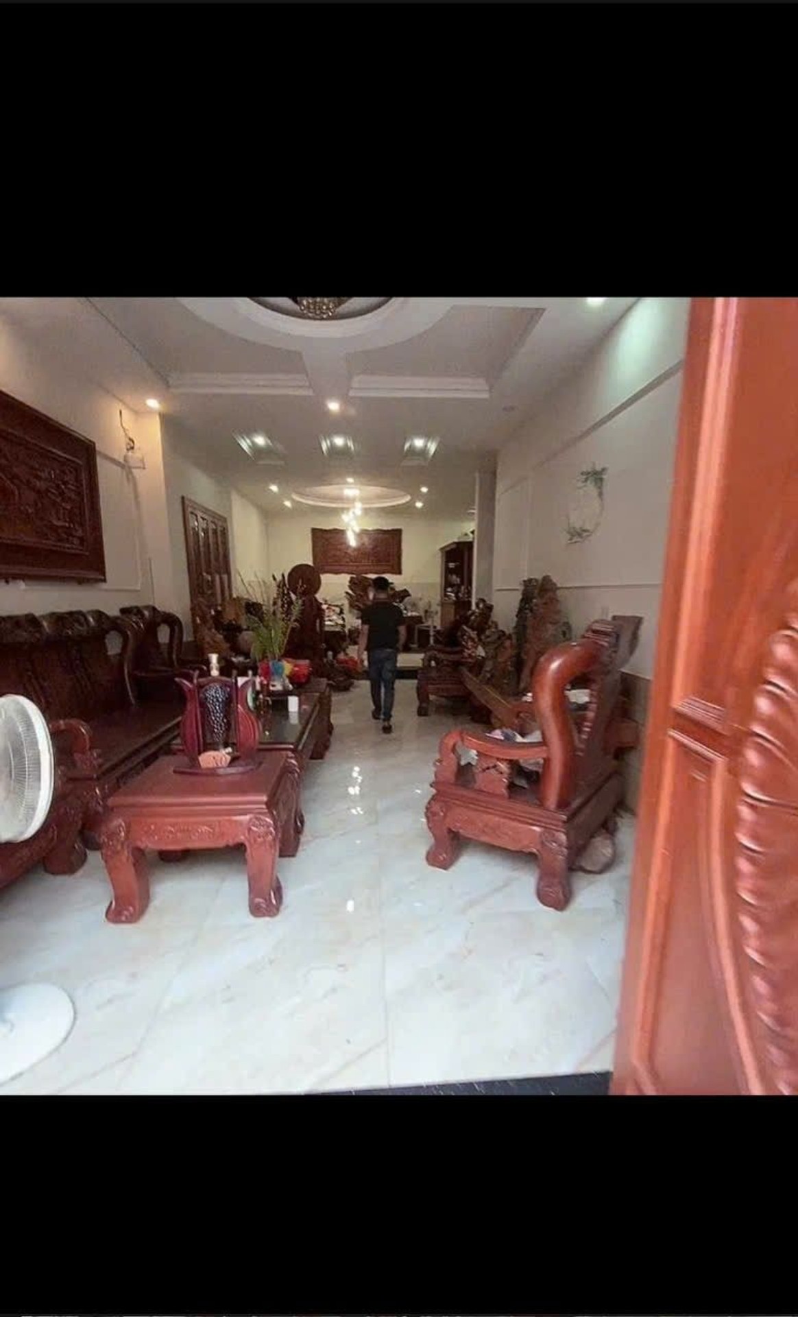 Biệt thự sang trọng 4 tầng tại quận 12 với diện tích 137m2, giá ưu đãi
