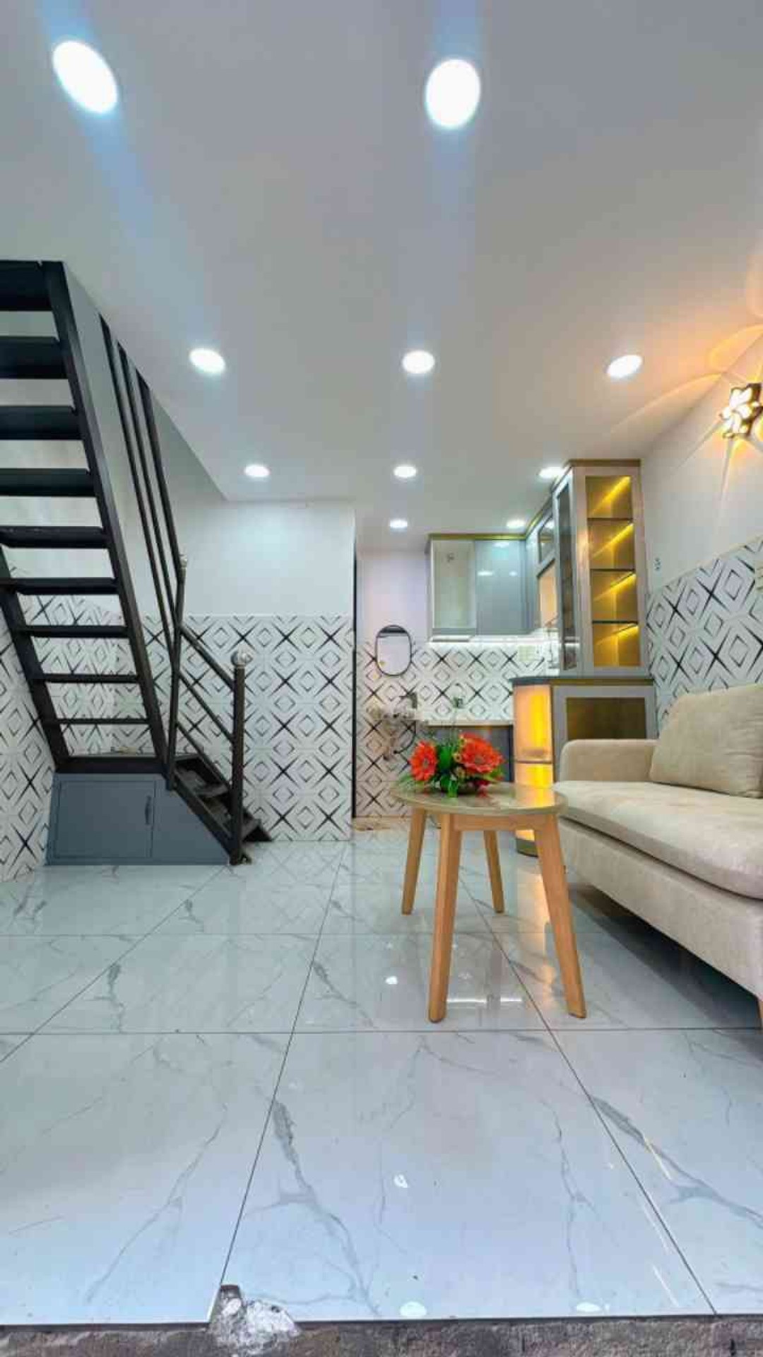 Bán nhà 3 tầng 2PN phường Tân Hoà Đông giá 2.68 tỷ
