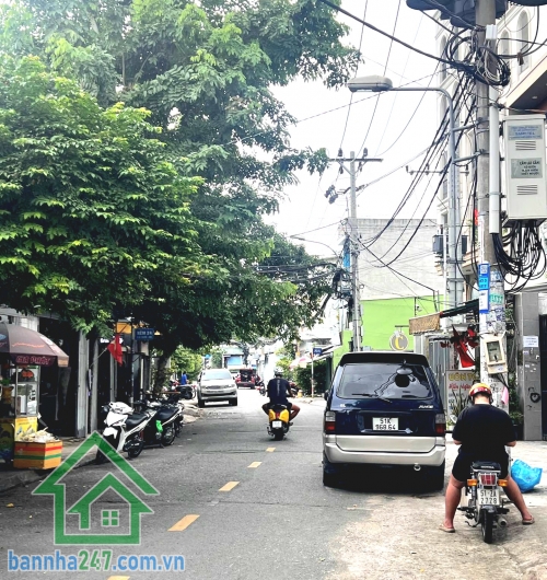 CHỈ 5,88 TỶ TL – TRUNG TÂM TÂN PHÚ – Ô TÔ ĐỖ CỬA – NỞ HẬU – GẦN 50M² – 2 TẦNG – GẦN TÂN QUÝ, GÒ DẦU