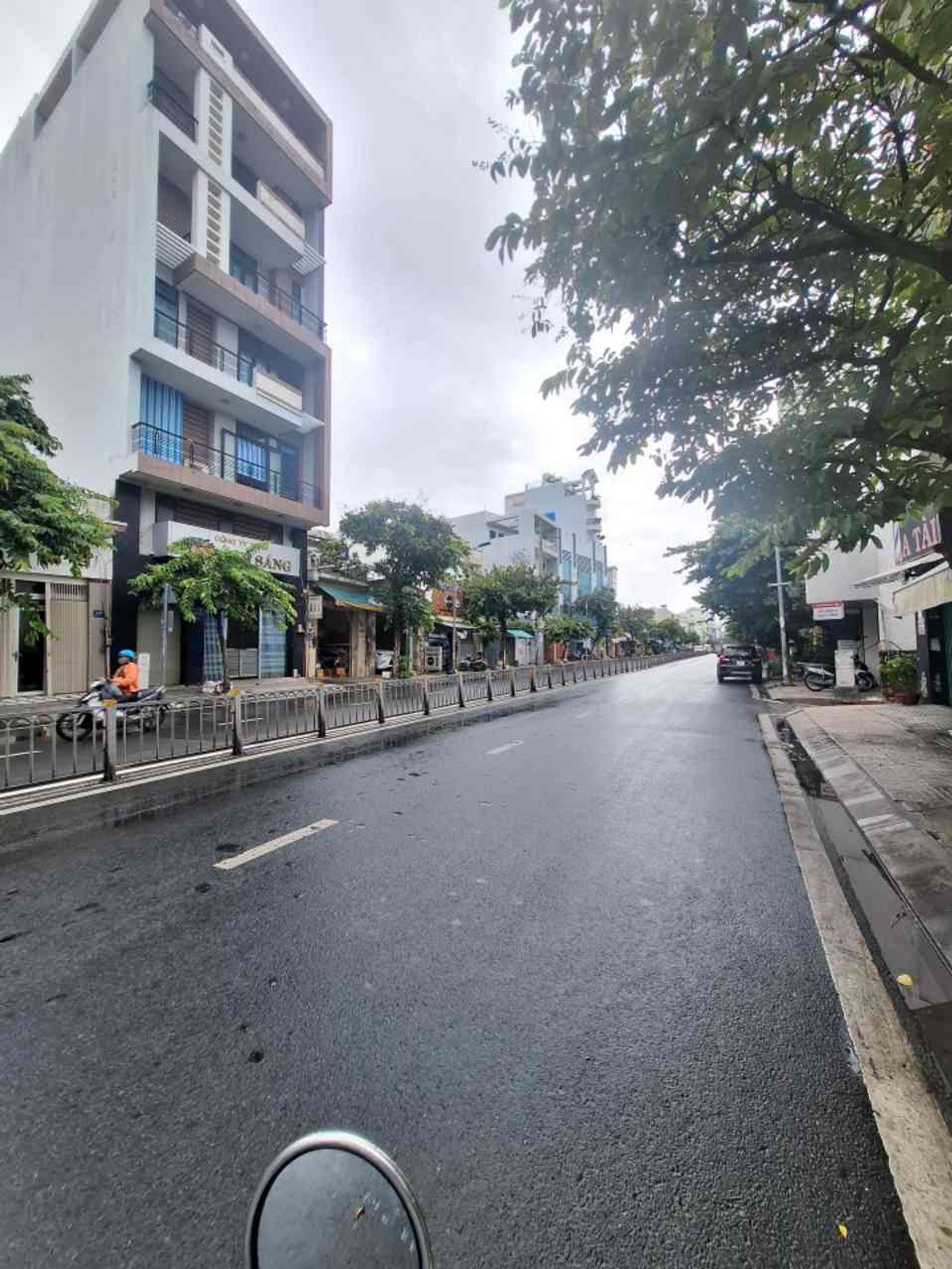 Nhà mặt phố 2 tầng lô góc, diện tích 41m2 tại quận 6
