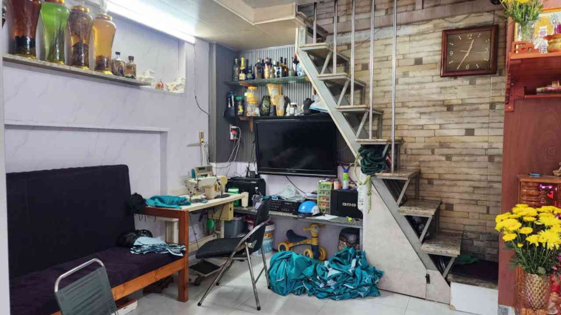 Bán nhà riêng 3 tầng 270.3 m2 tại Bà Hom, mặt tiền hẻm xe tải tránh