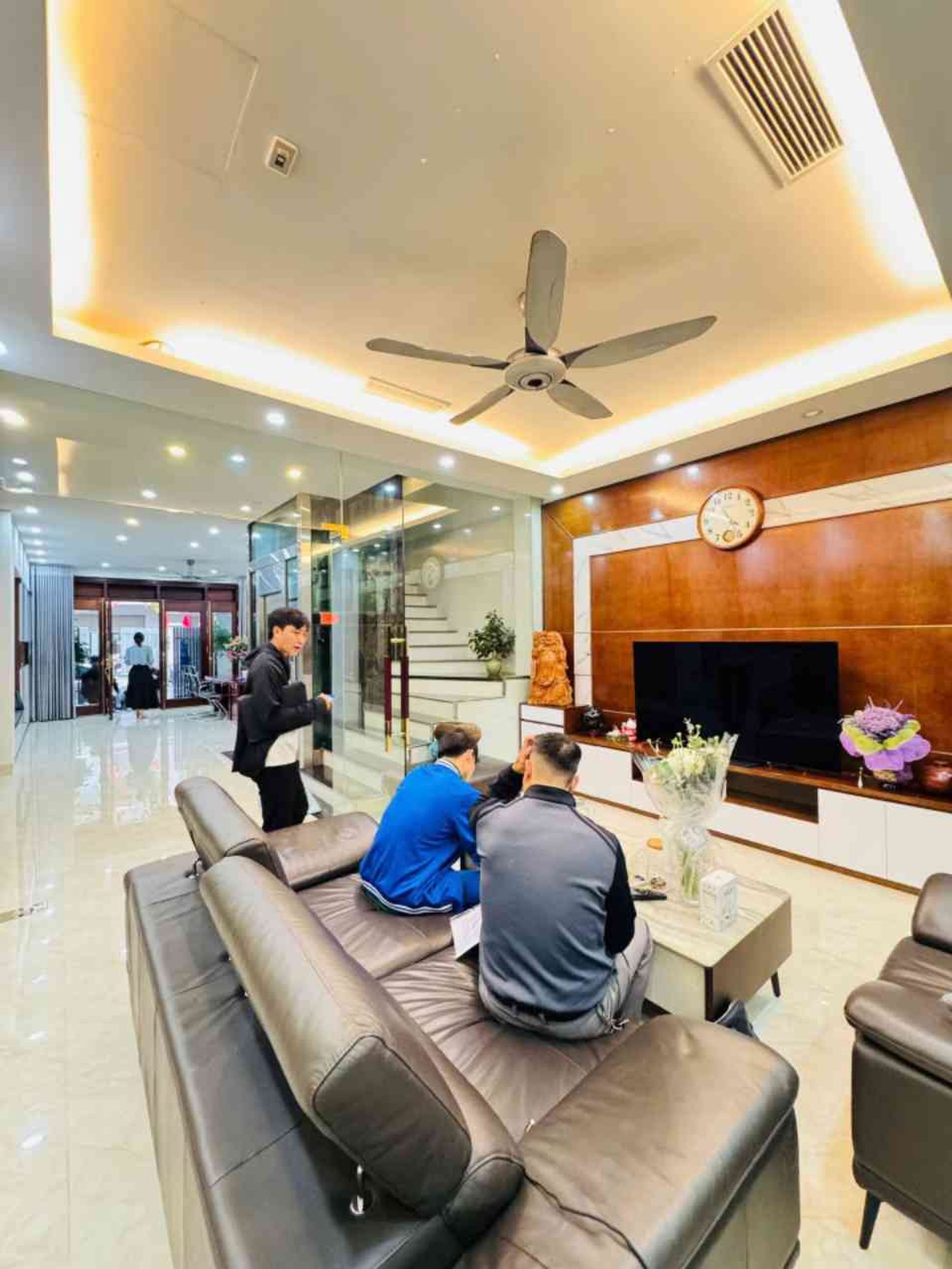 Cơ hội sở hữu biệt thự liền kề đẳng cấp tại Đền Lừ với thang máy hiện đại