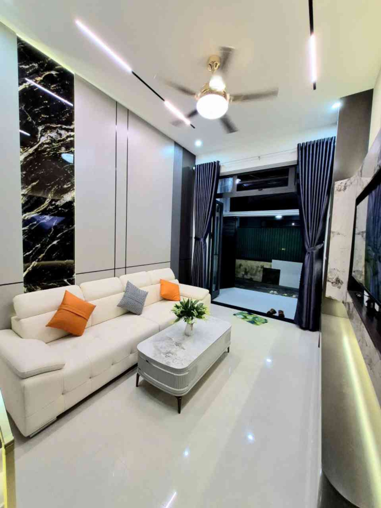 Bán nhà riêng 3 tầng tại phường Hà Huy Tập, Thanh Khê, diện tích 51.4 m2, pháp lý cơ sở
