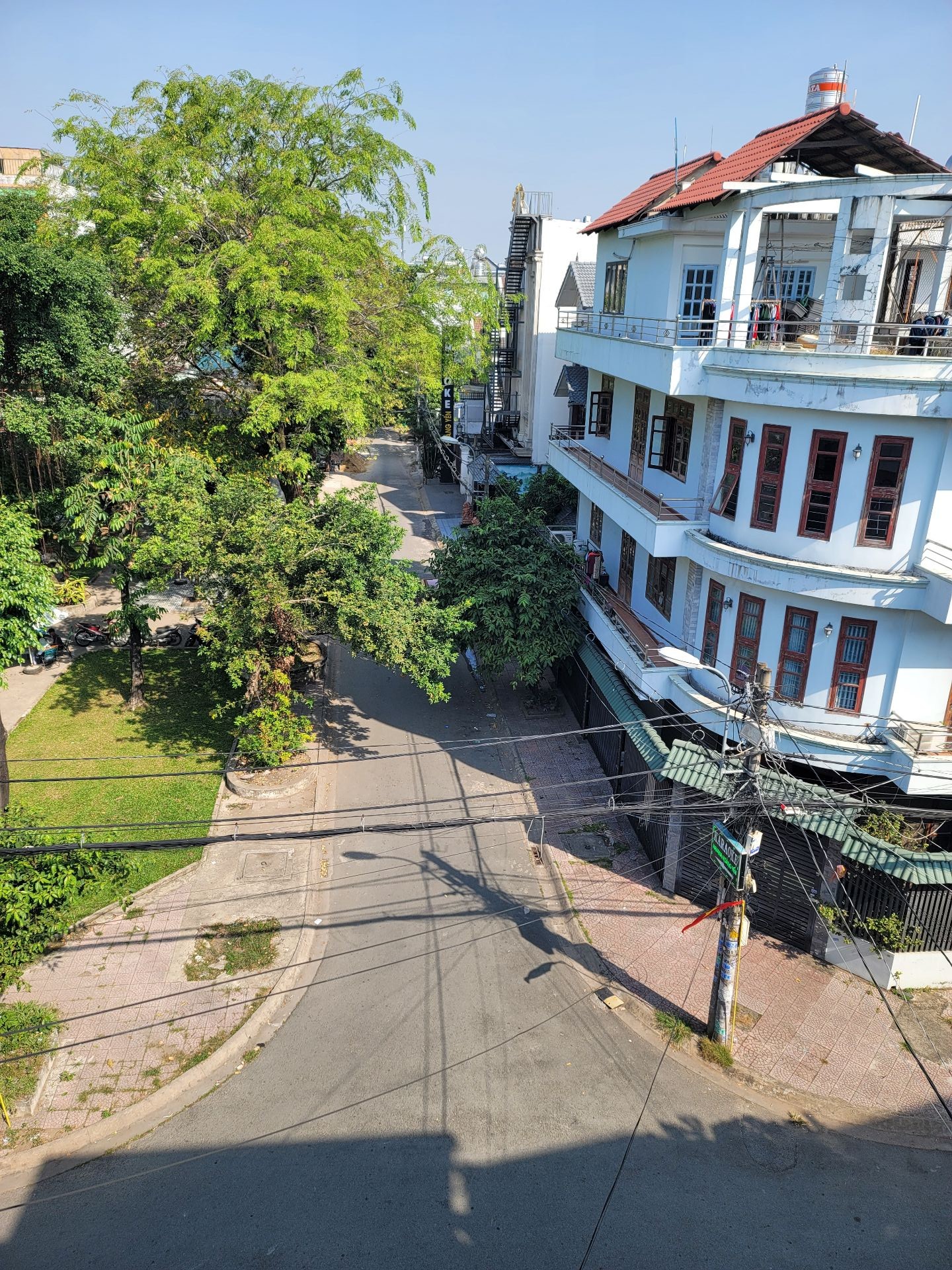 Bán nhà mặt phố 4 tầng mặt tiền 6m tại khu K82 Tô Ký, giá 13.8 tỷ