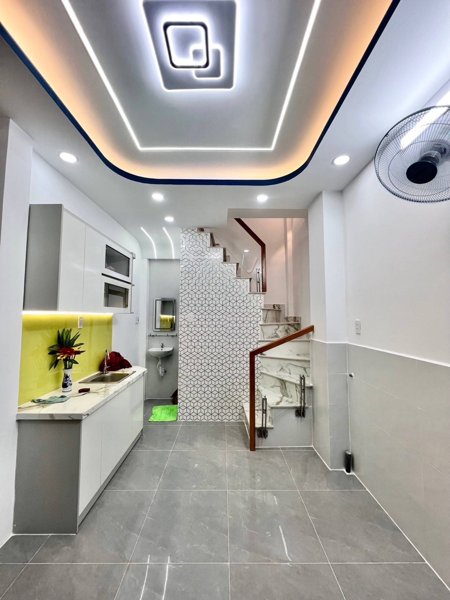 Bán nhà riêng 3 tầng khu Bình Long, Bình Hưng Hòa - Nhà mới, pháp lý cơ sở