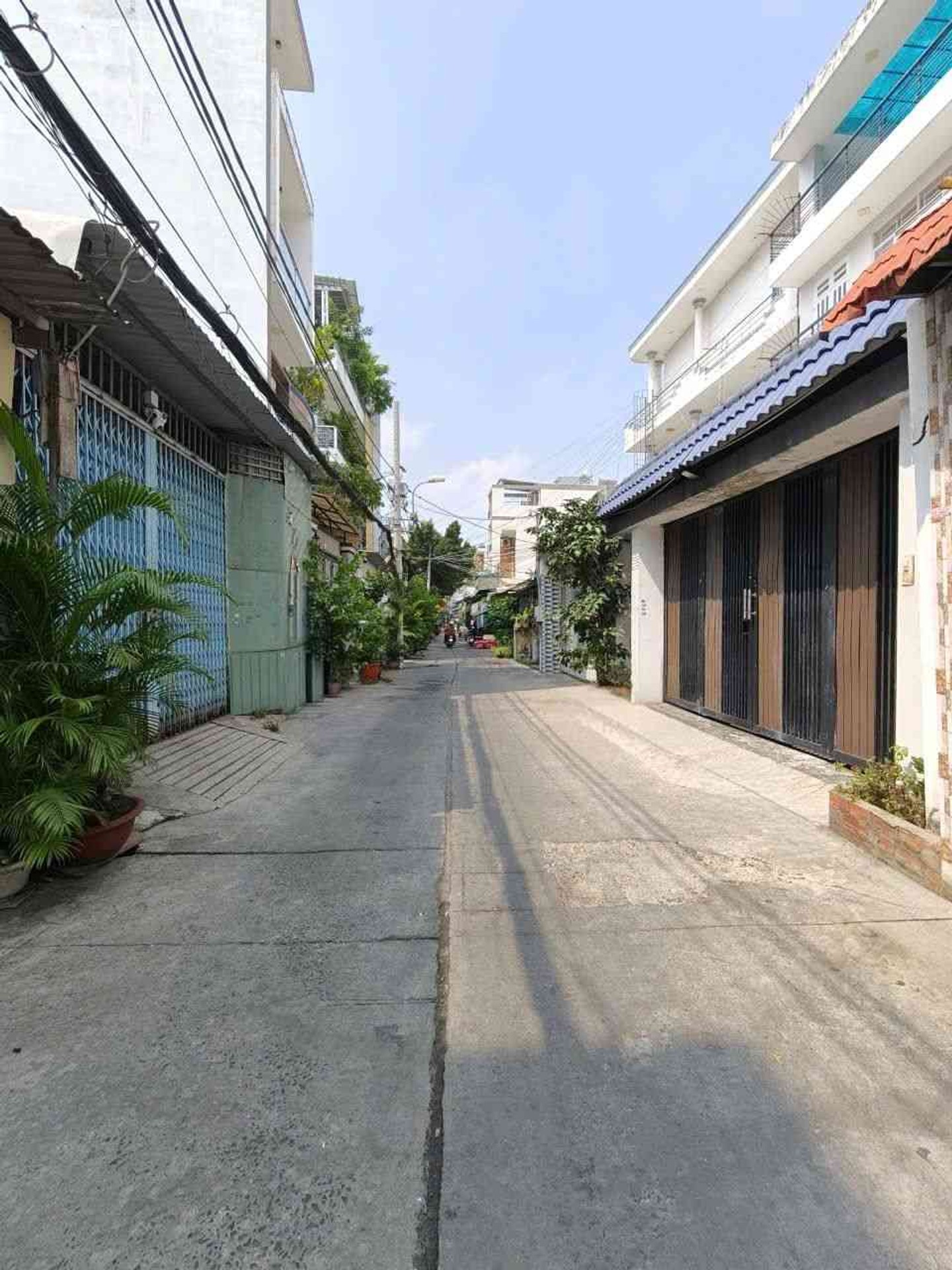Nhà 4 tầng 10PN 135m² hẻm xe tải, khu Hậu Giang giá 13.5 tỷ