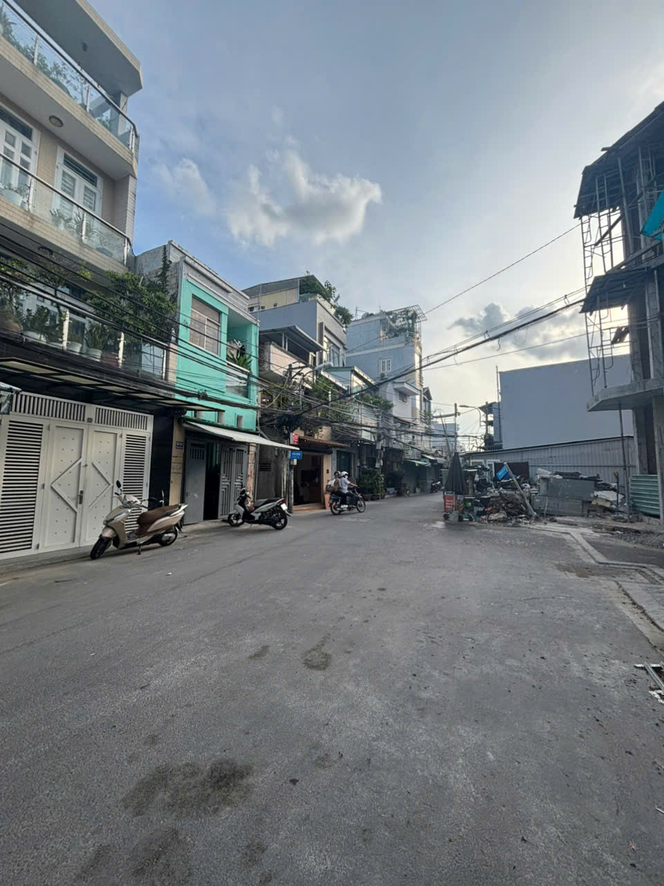Bán Nhà Hơn 50M2, 2 Tầng 3 Phòng Ngủ, Đường Xe Tải Lê Văn Lương, Gần Lotte, Giá 6.5 Tỷ