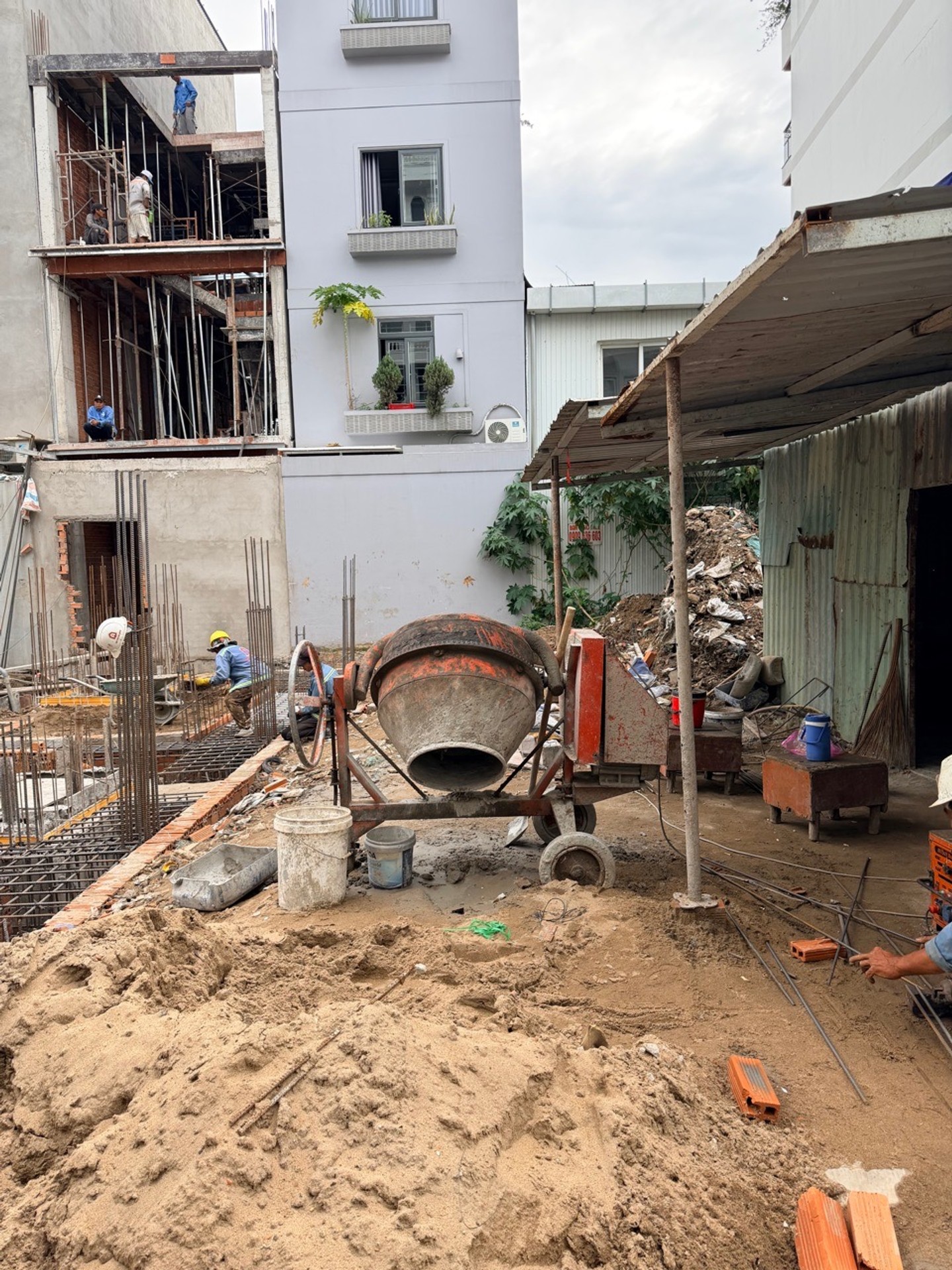 BÁN GẤP ĐẤT TRẦN XUÂN SOẠN TÂN HƯNG HIMLAM Q7. DT 56M. 4.3 X 12.9. CHỈ NHỈNH 11 TỶ