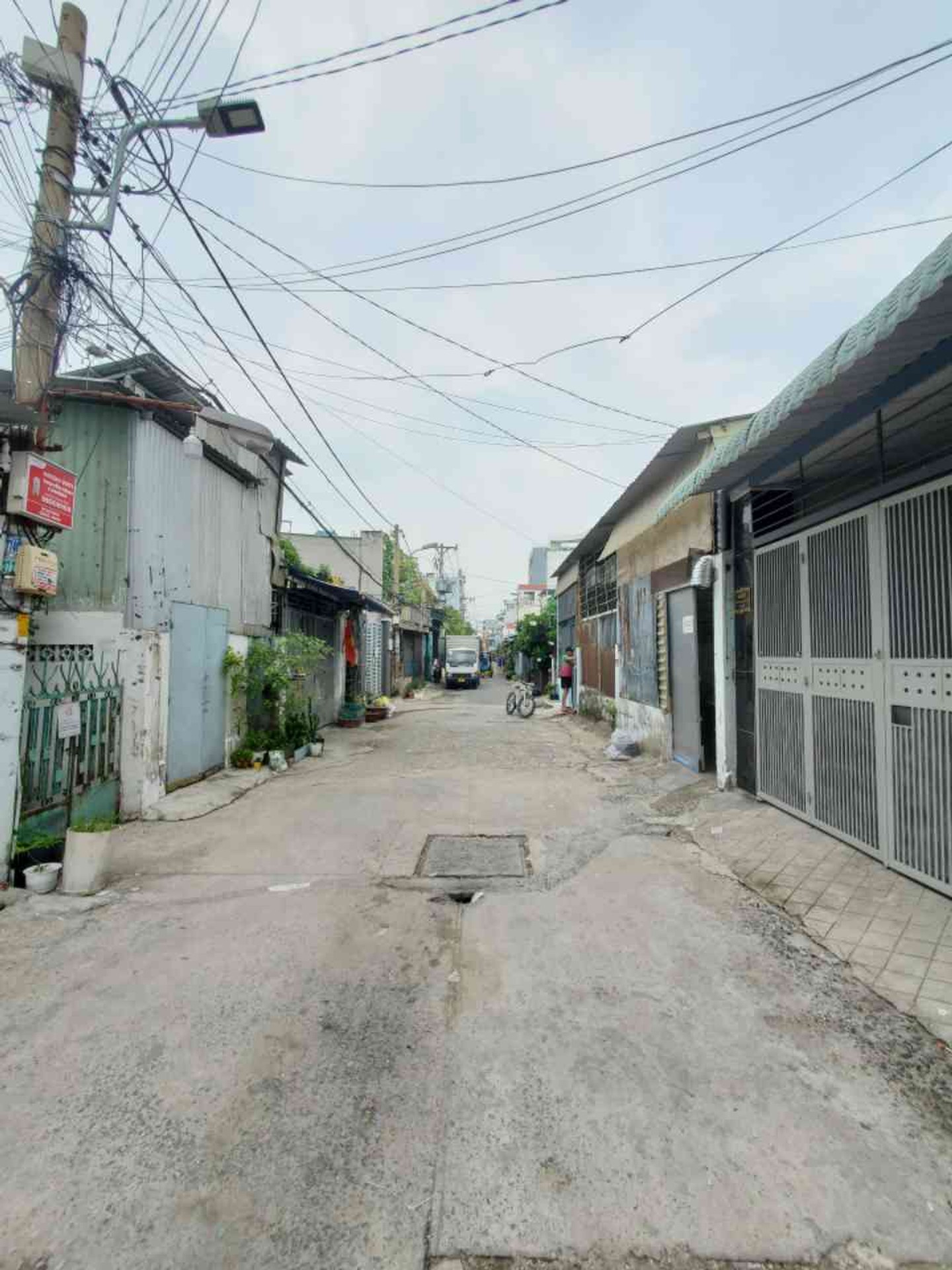 🔥 PHAN HUY ÍCH-TRƯỜNG CH– HẺM XE HƠI THÔNG – 10 TỶ 🔥

🏡 Diện tích: 5 x 22,5m