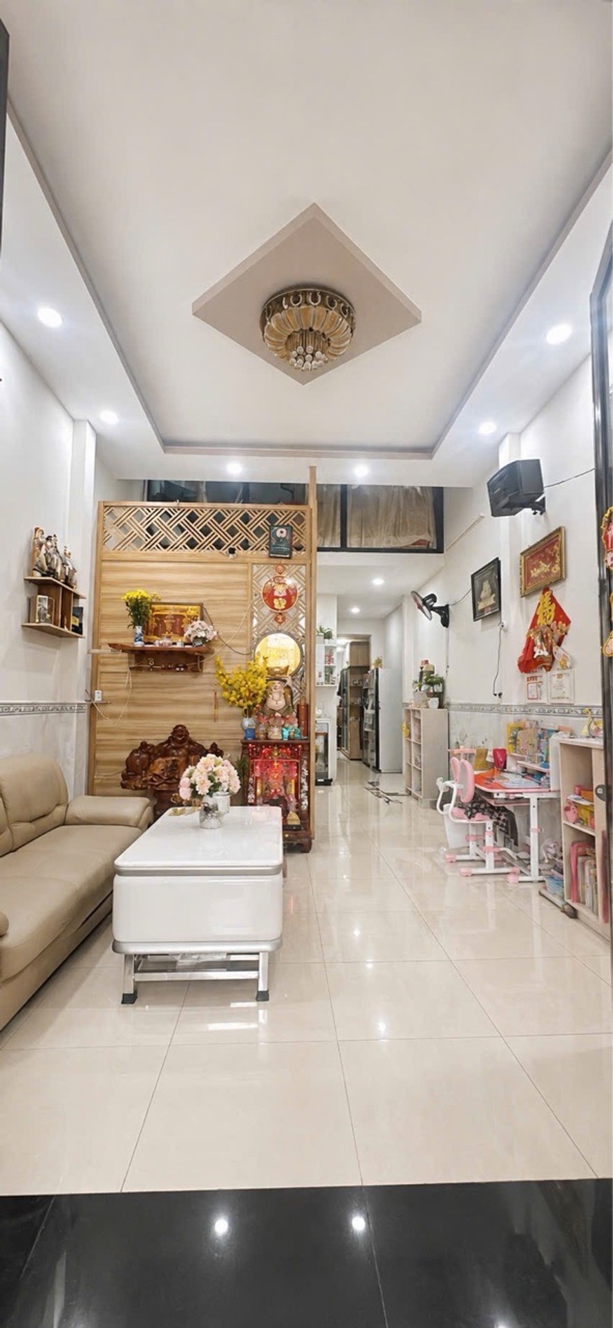 Nhà riêng 3 tầng kiên cố tại quận Bình Tân, diện tích 68m2