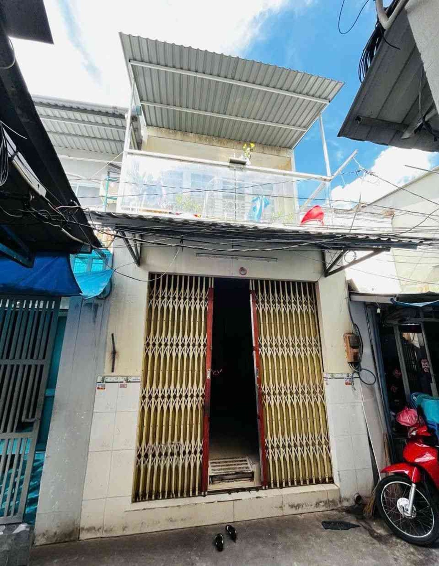 Bán nhà riêng hẻm xe hơi ở Quận 7, diện tích 42.3m2, giá 6.3 tỷ
