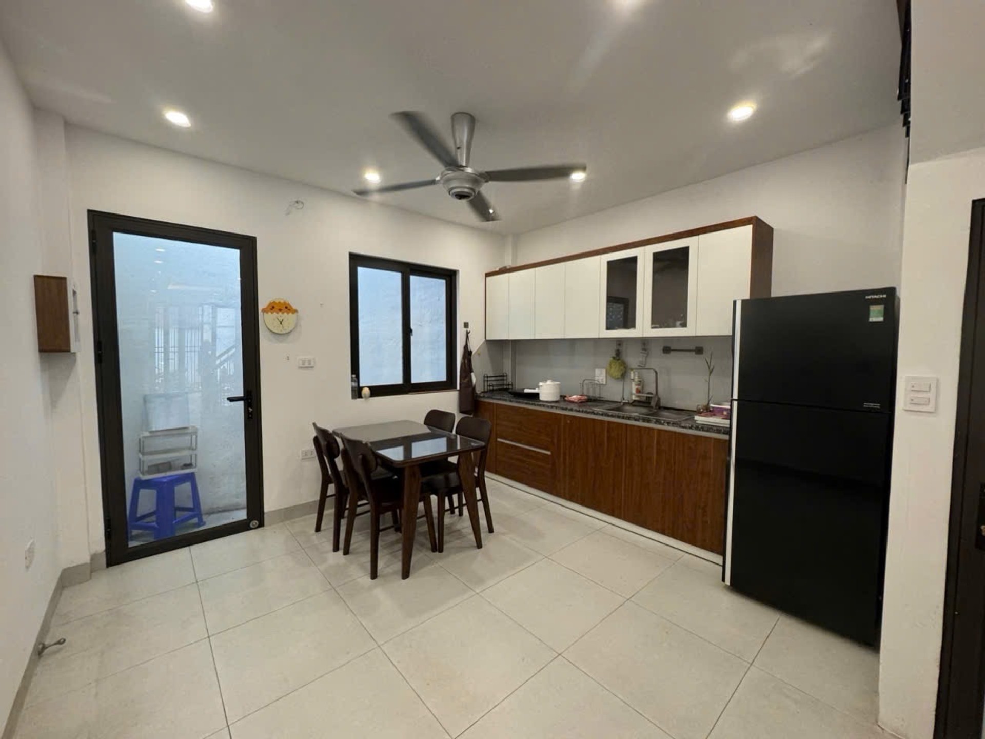 Bán nhà 3 tầng tại Bắc Hồng, diện tích 44.6m2, giá 4.4 tỷ