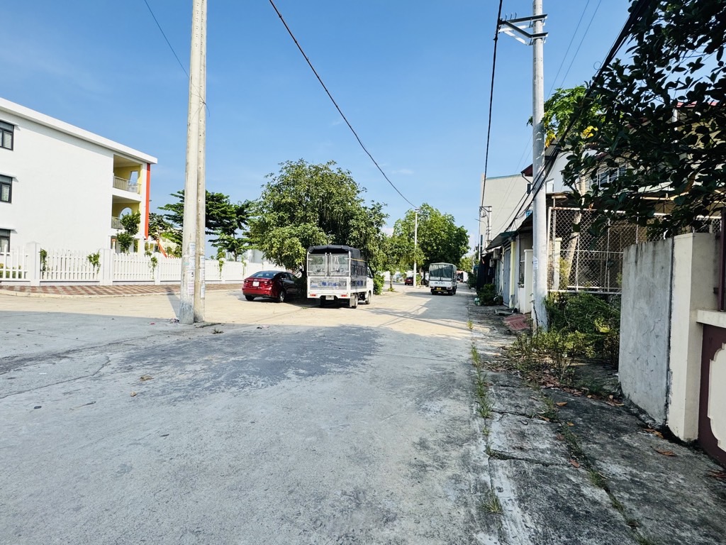 Bán đất thổ cư 100m2 tại Thôn Nhuế, Kim Chung, Đông Anh trục chính 3 oto tránh