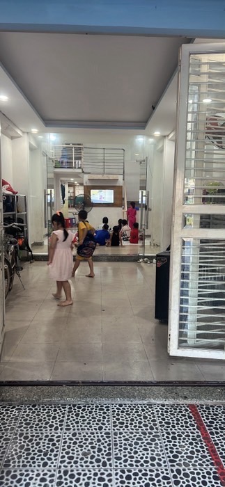 Bán nhà mặt phố 135m2 xã Phạm Văn Hai giá 6.8 tỷ giảm 1 tỷ
