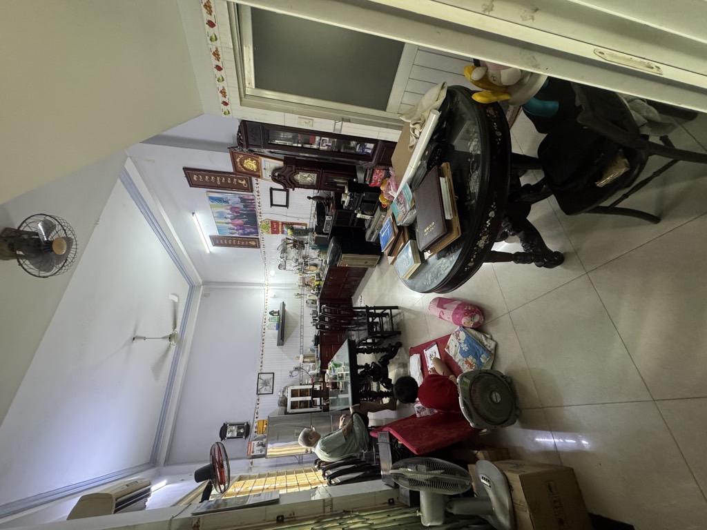Nhà mặt phố 3 tầng, 72m2, mặt tiền 4m, giá 10.5 tỷ tại Bình Tân