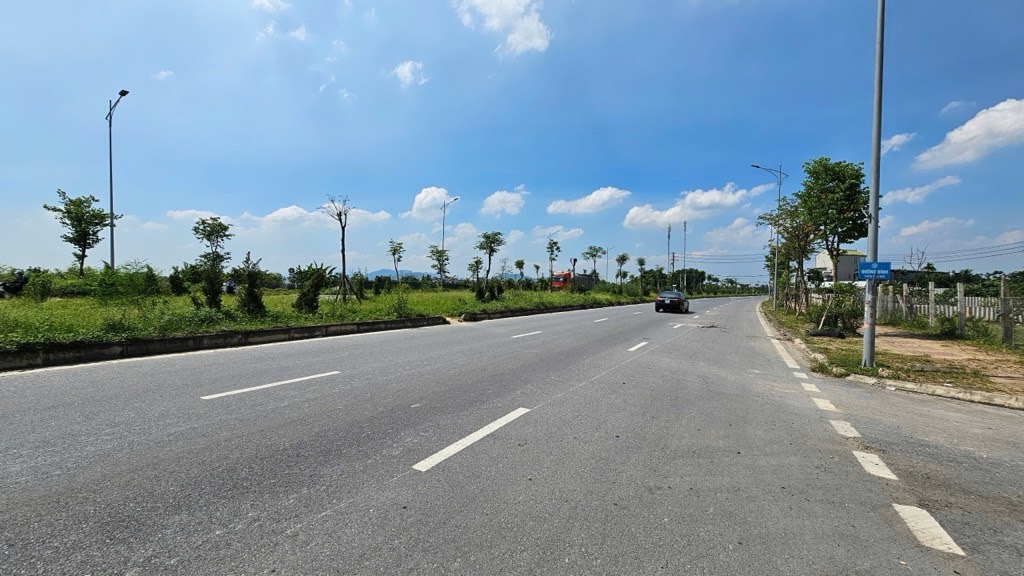 TIẾP GIÁP KĐT VỆ TINH - KCN NỘI BÀI, CN2,3 - ĐƯỜNG THÔNG OTO VÀO ĐẤT - CÁCH ĐƯỜNG ĐÔI NỐI KĐT VỆ T