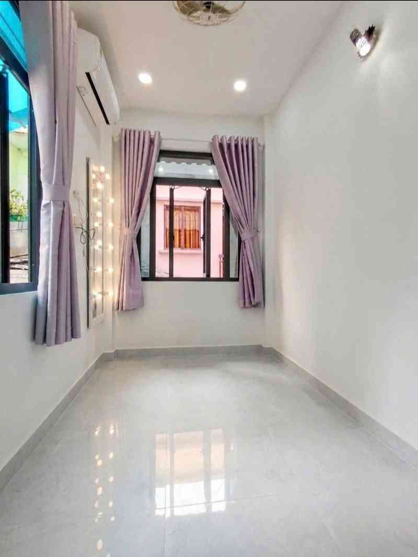 Căn góc Hòa Hưng giá sốc, ô tô đậu sát, 3 tầng mới, thu nhập ổn định