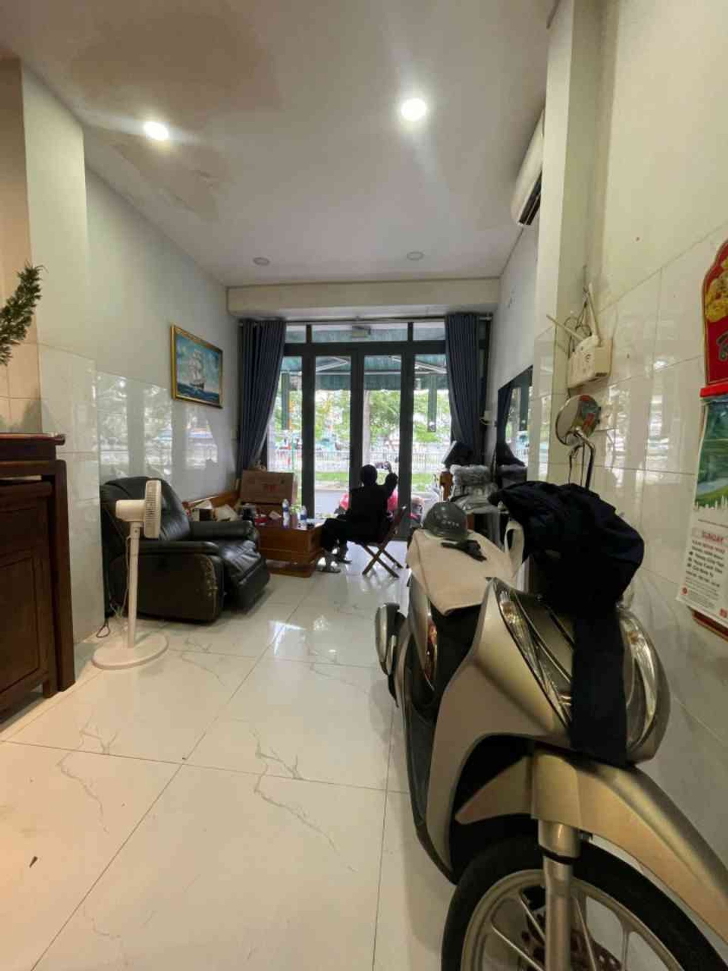 Bán nhà mặt phố 3 tầng tại Phường Bình Tiên, Quận 6